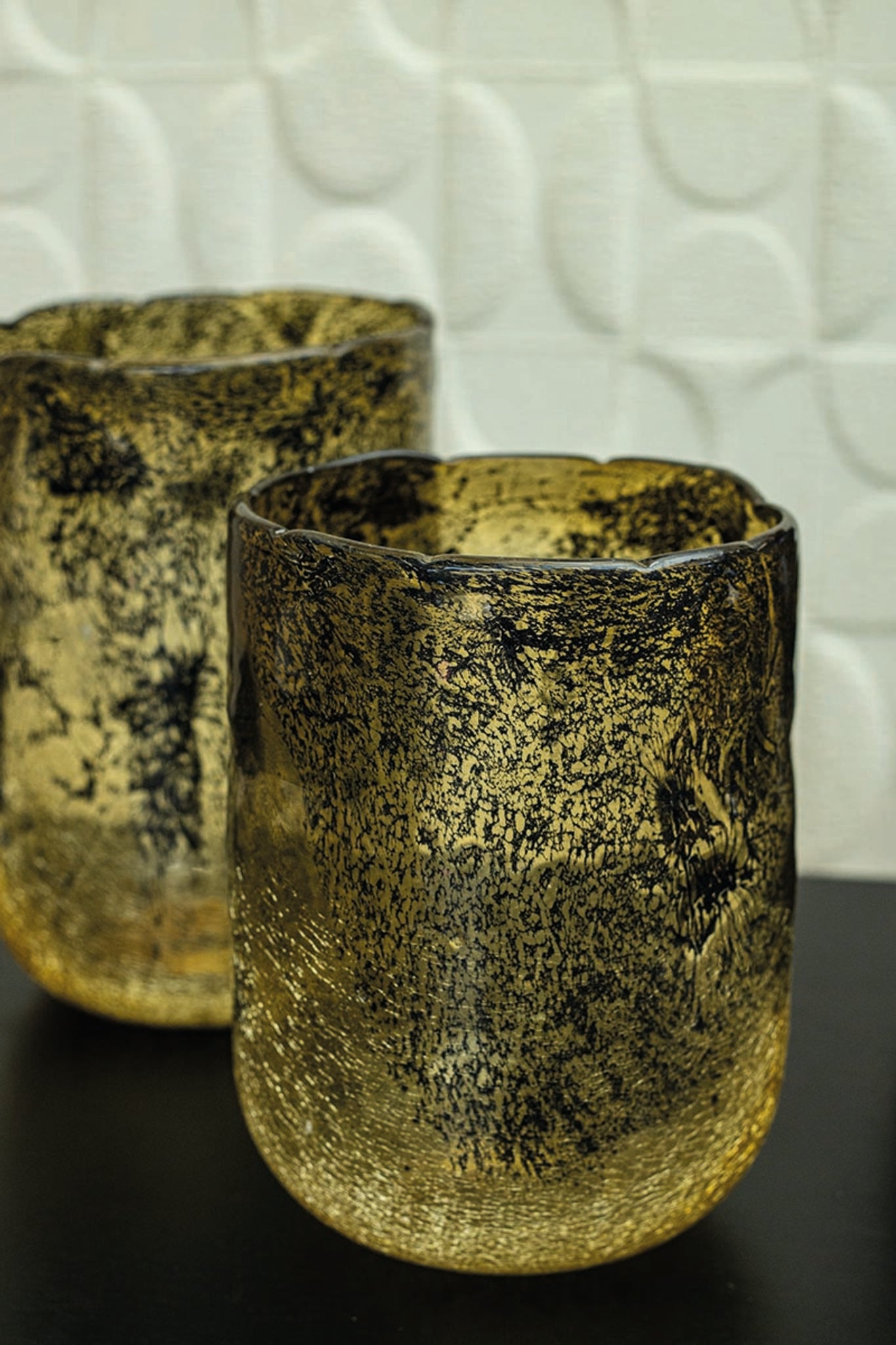 Alter Yellow Rough Glass Vase Round S