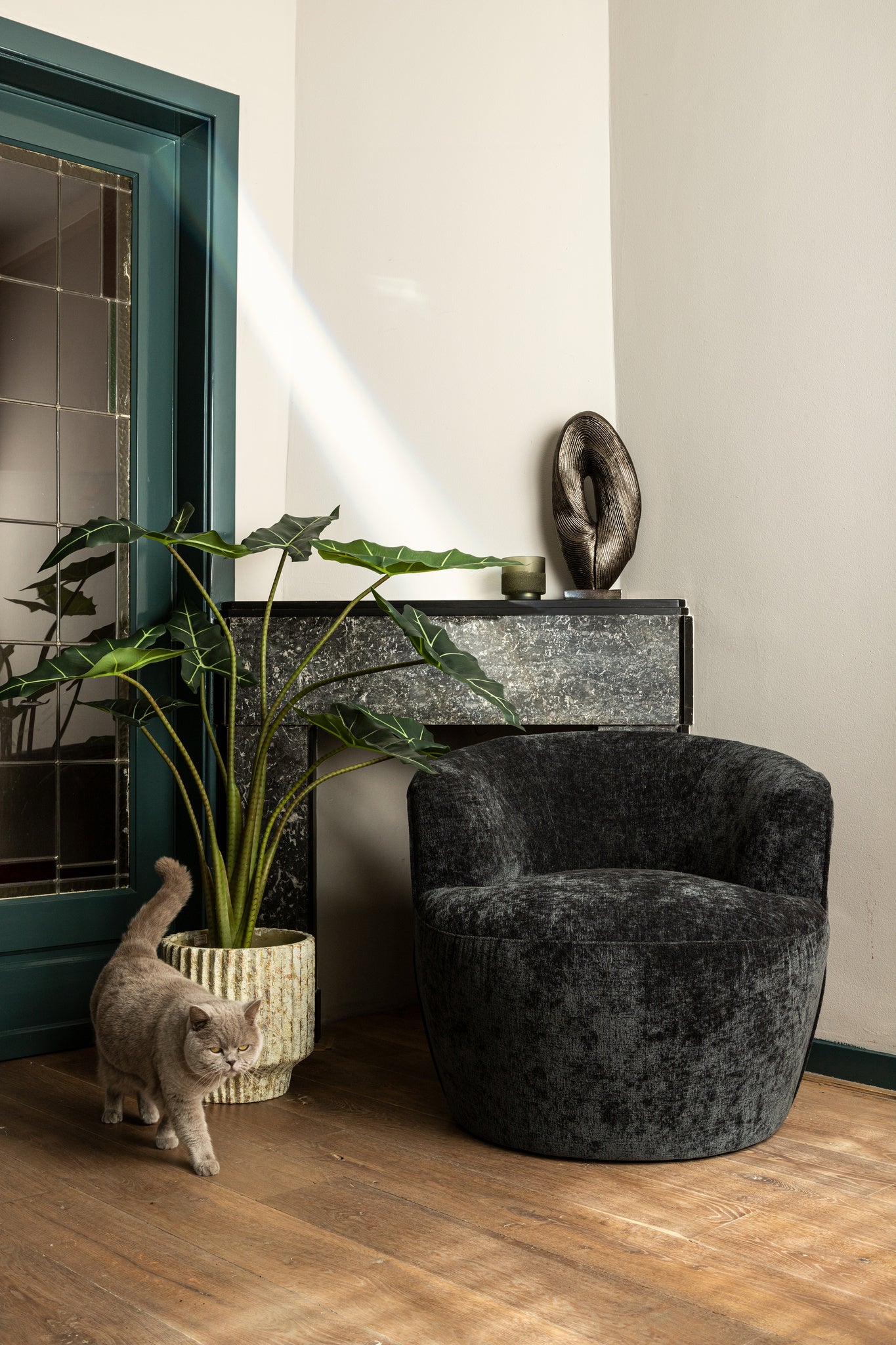 Gabriel Cream Cement Pot Round Lines XXL