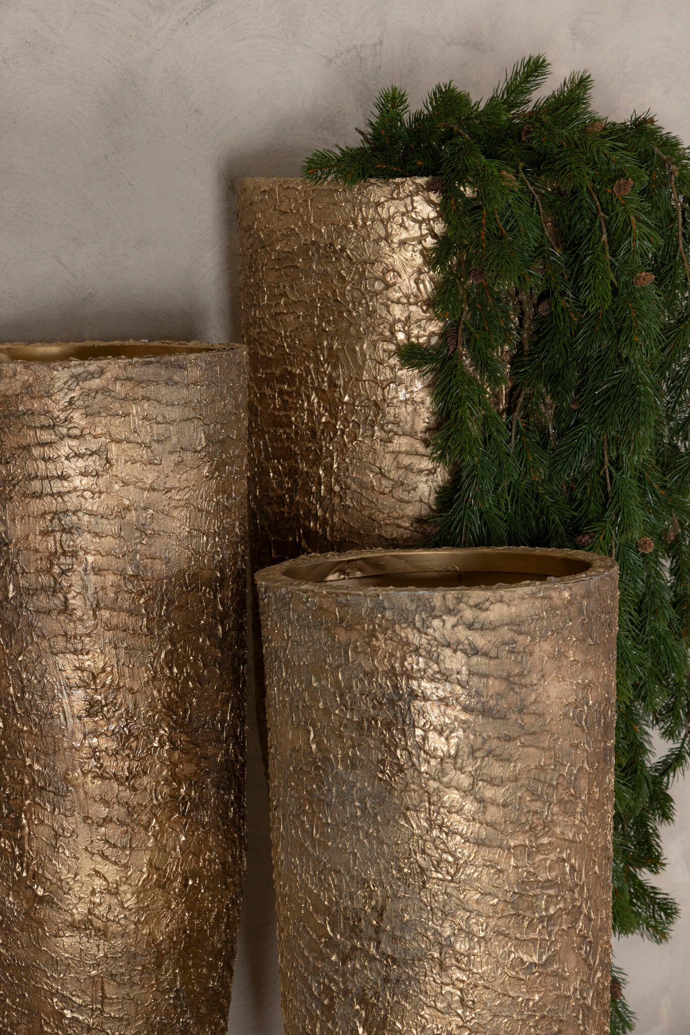 Simona Gold Antique Iron Pot High L