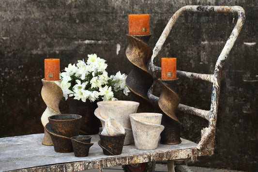 Iiona Cream Cement Pot Twisty Round L