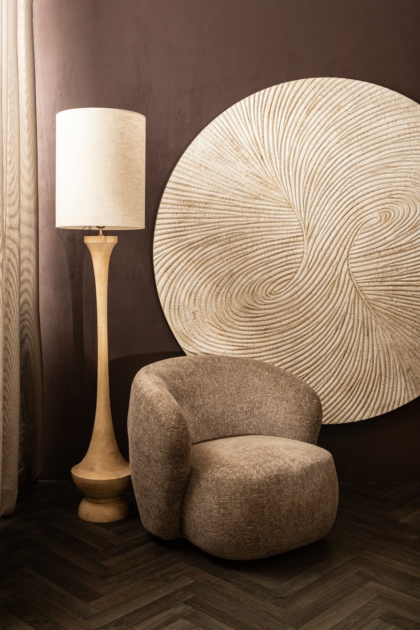 Wiktor White MDF Round Wallpanel Swirl Carved L