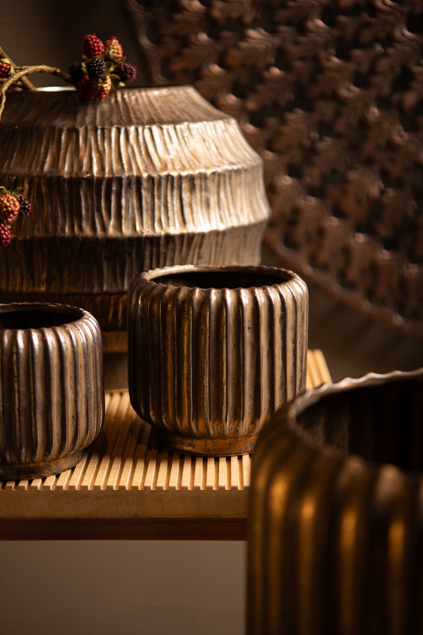 Cherith Bronze Round Ceramic Pot Ribbed S