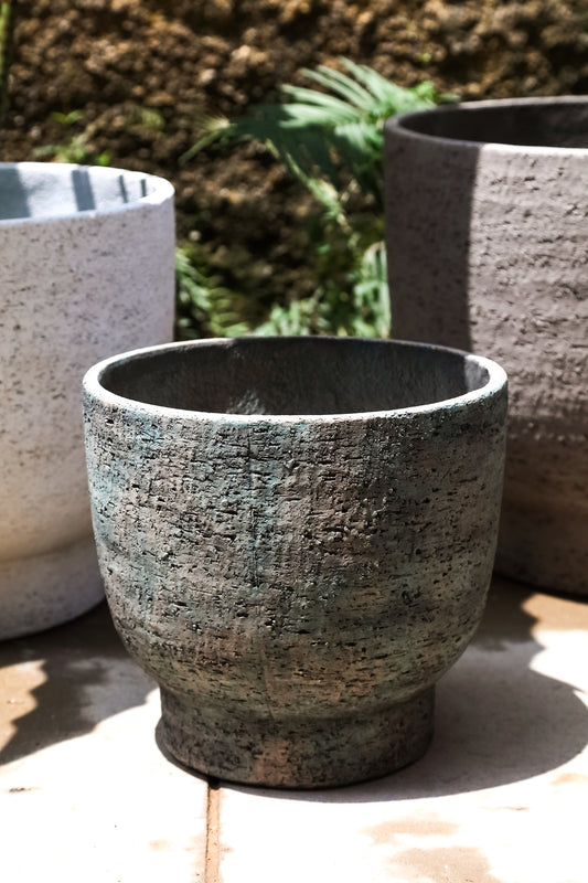 Pride Green GRC Pot Round On Foot Set Of 4