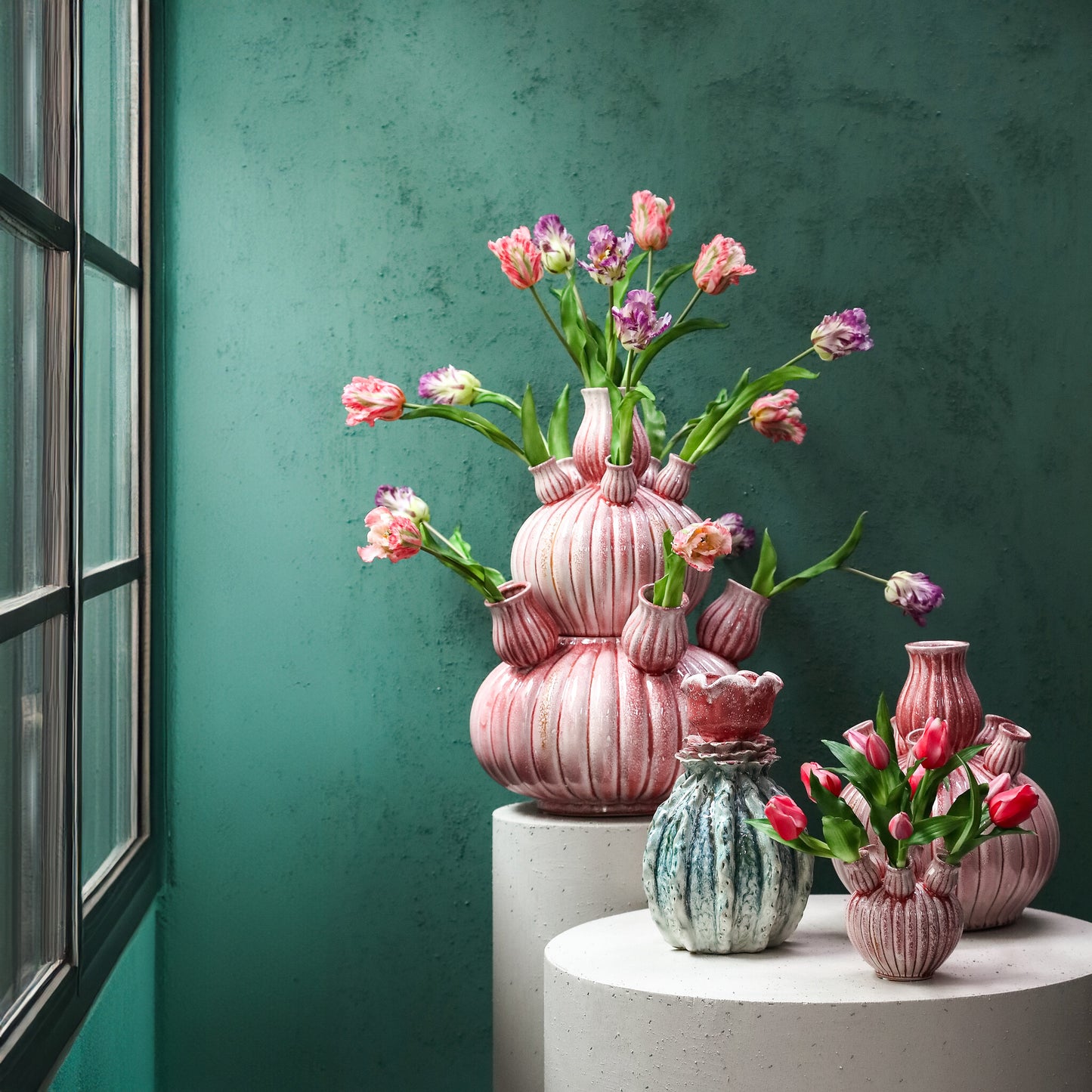 Nolou Pink Ceramic Tulip Vase Ribbed Round S