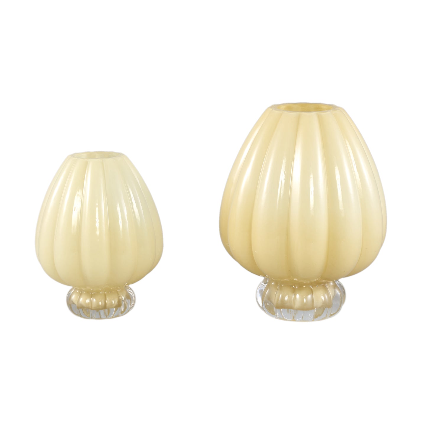 Syamer Cream Milkglass Vase Ribbed On Foot L