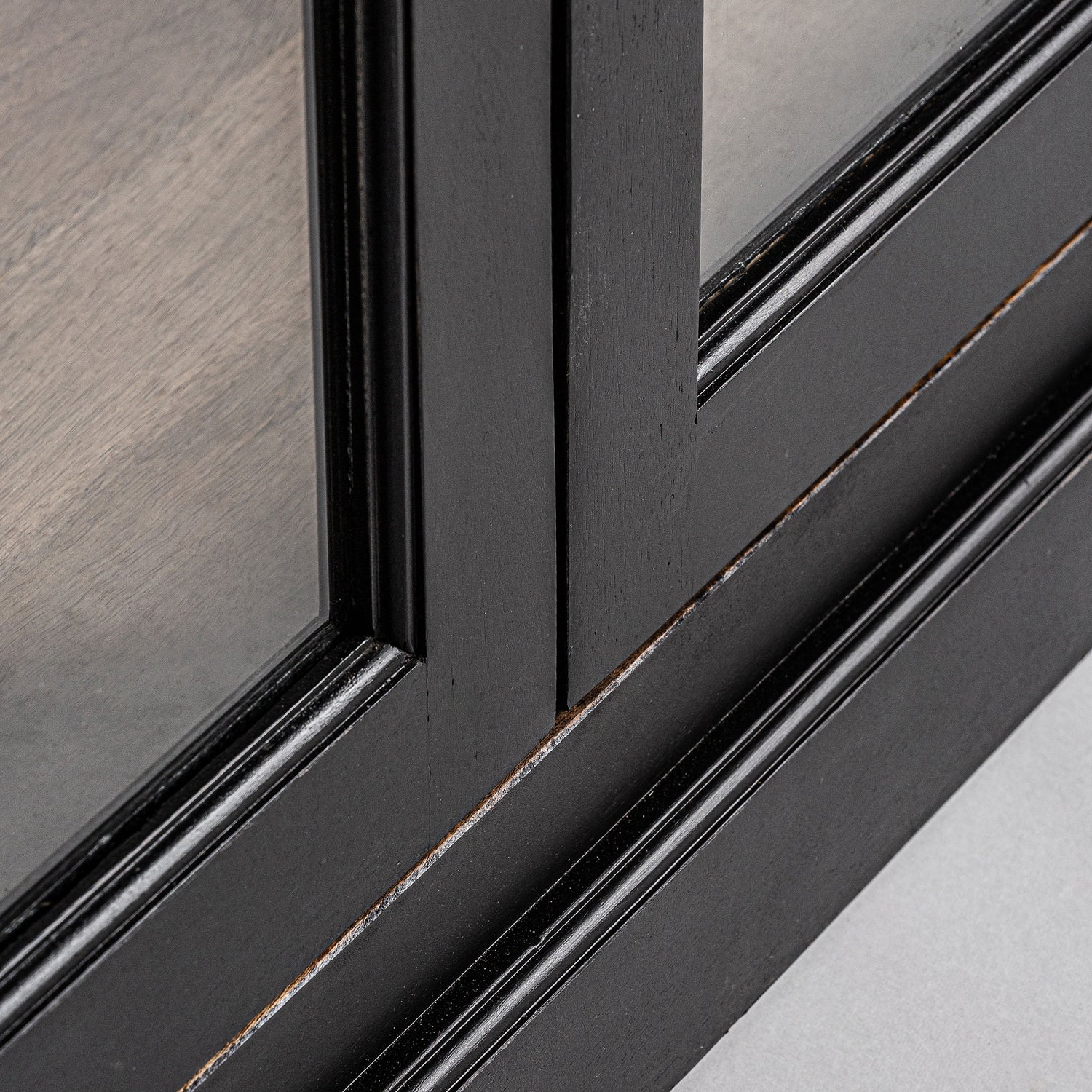 Bavay Glazen Vitrinekast 135x40x210 cm