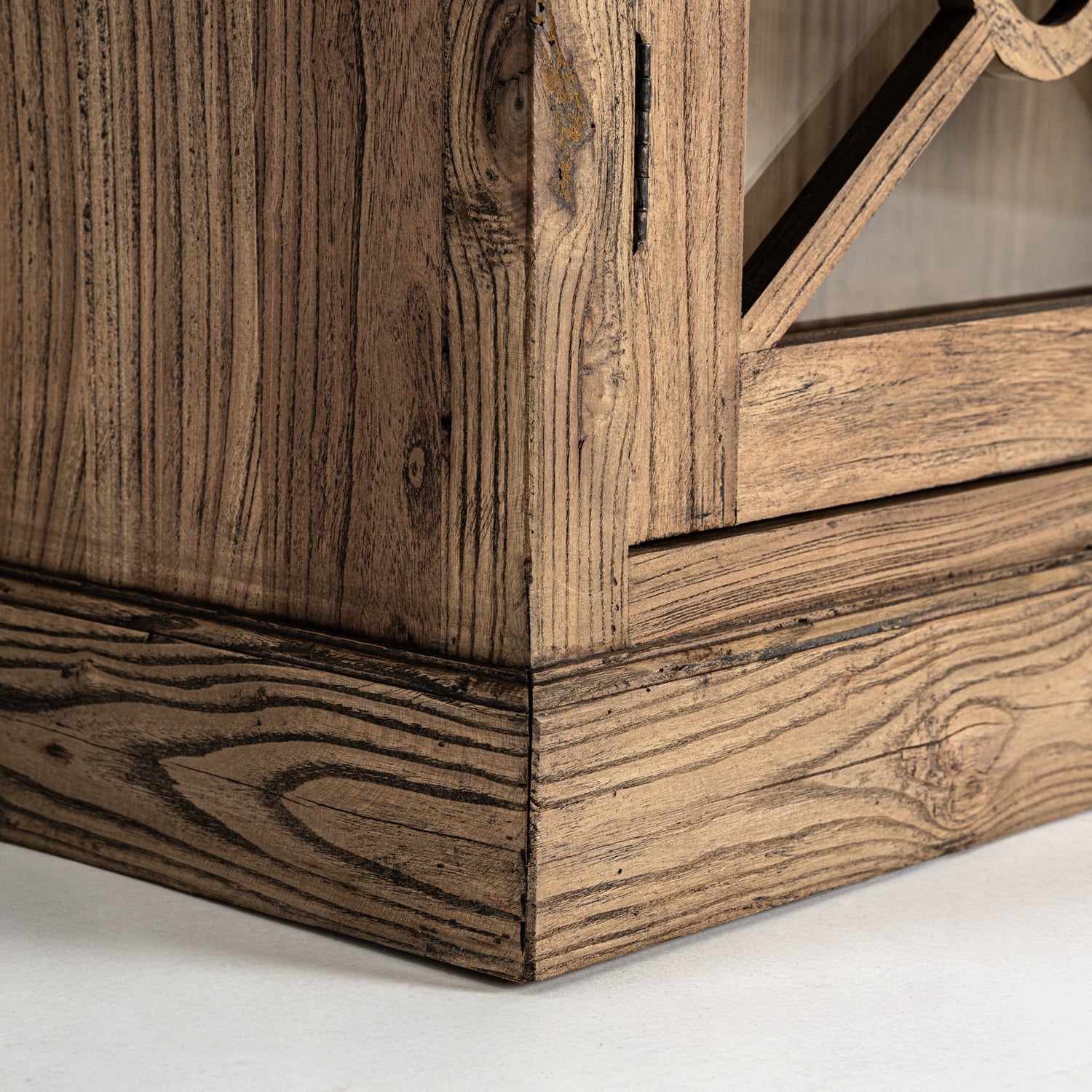 Norvik Glazen Vitrinekast 110x40x205 cm