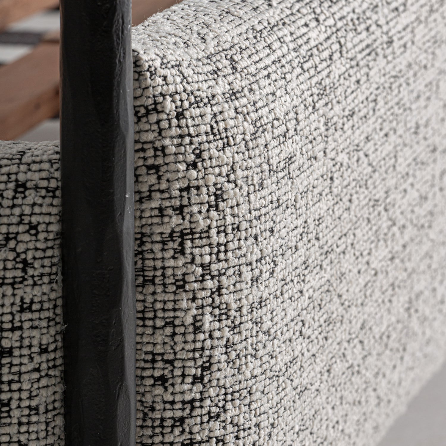 Ayerbe Bed 195x216x215 cm