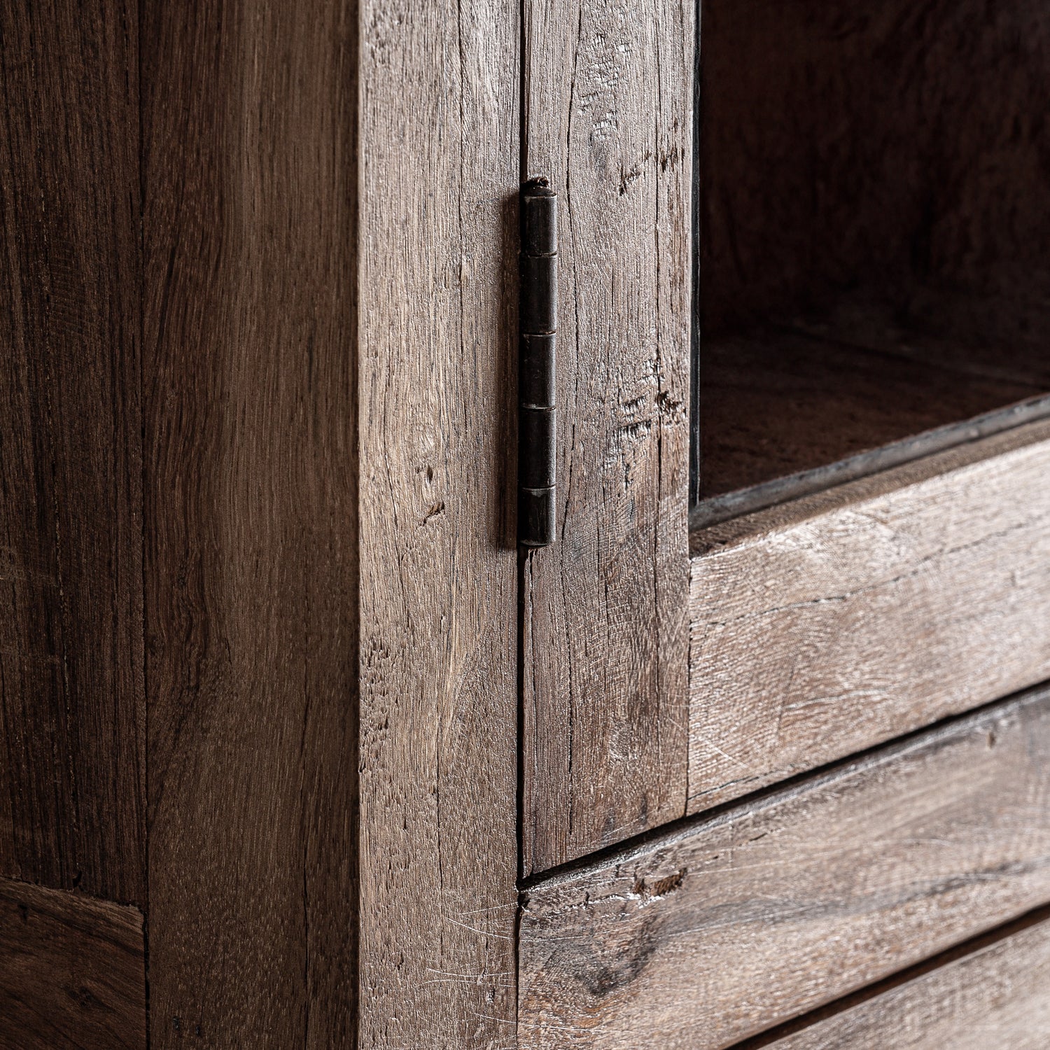 Selby Glazen Vitrinekast Rustiek 120x46x198 cm