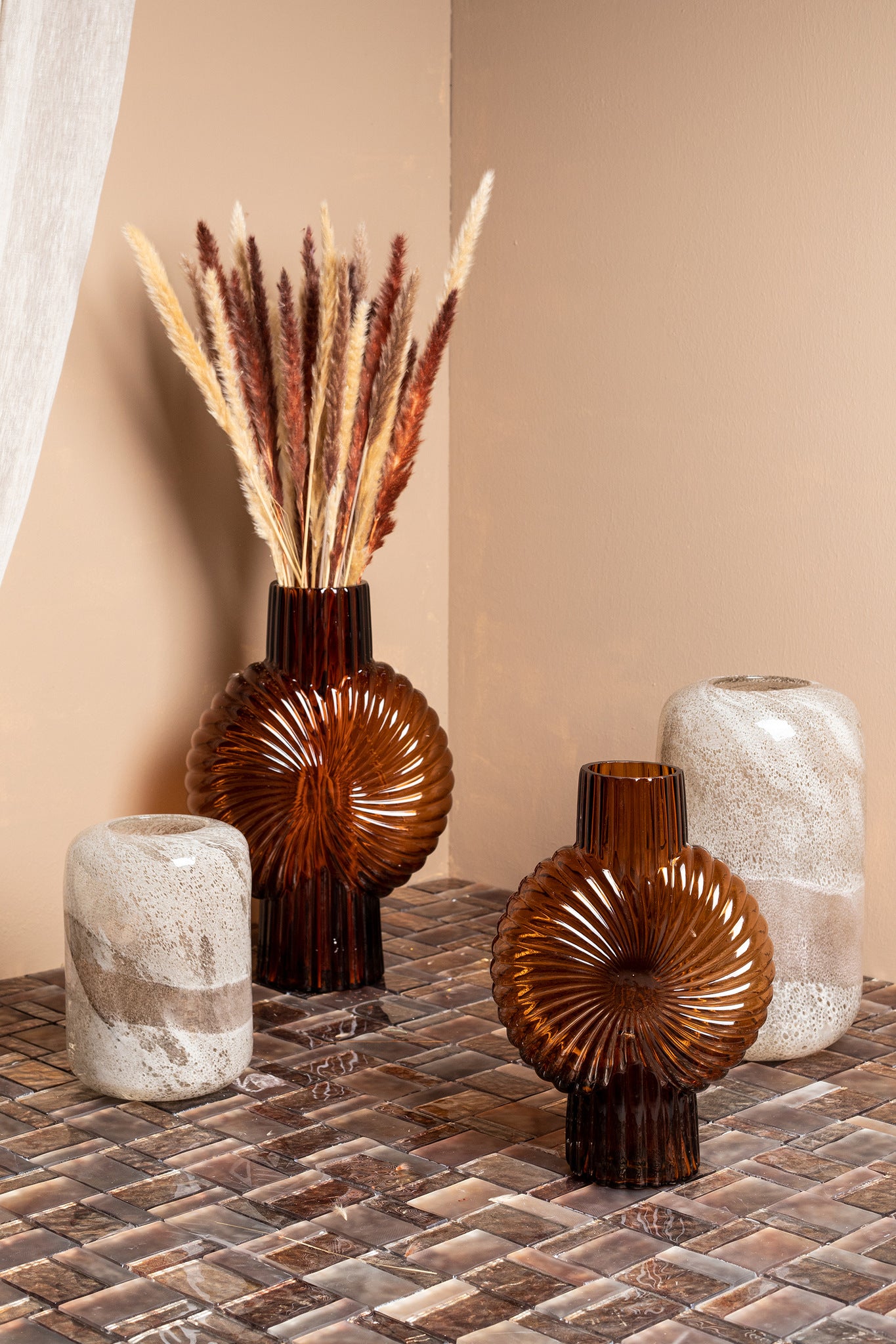 Zugar Brown Solid Glass Vase Ribbed Round S