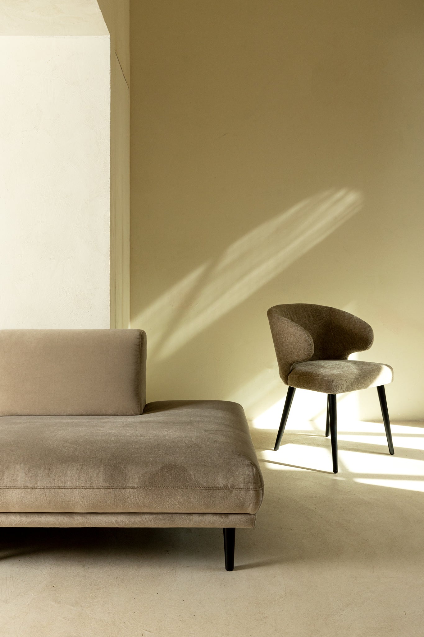 Fiori Cream 6051 Dining Chair Black Wood Legs