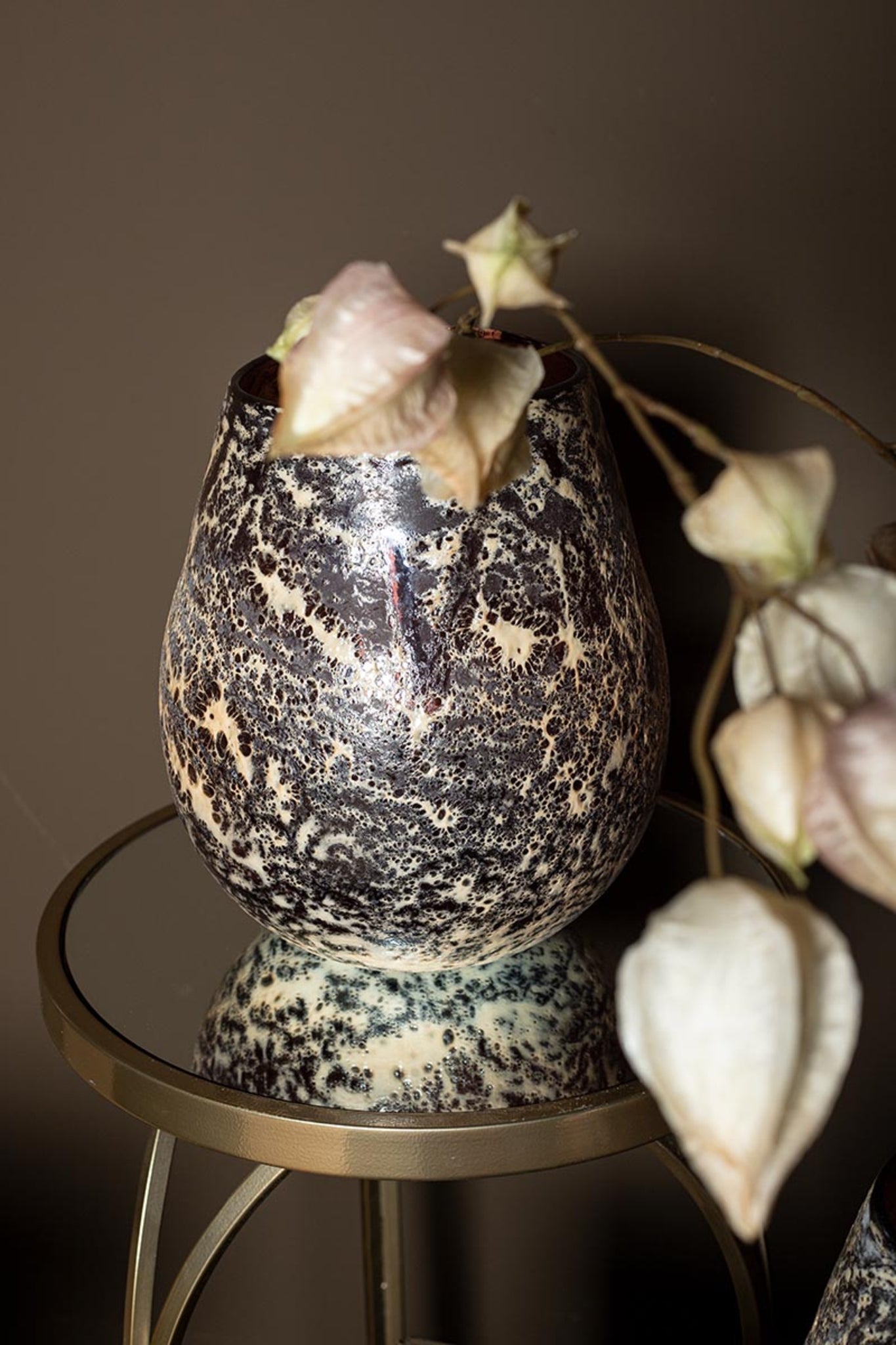 Jice Red Glass Rough Finish Stormlight Round L