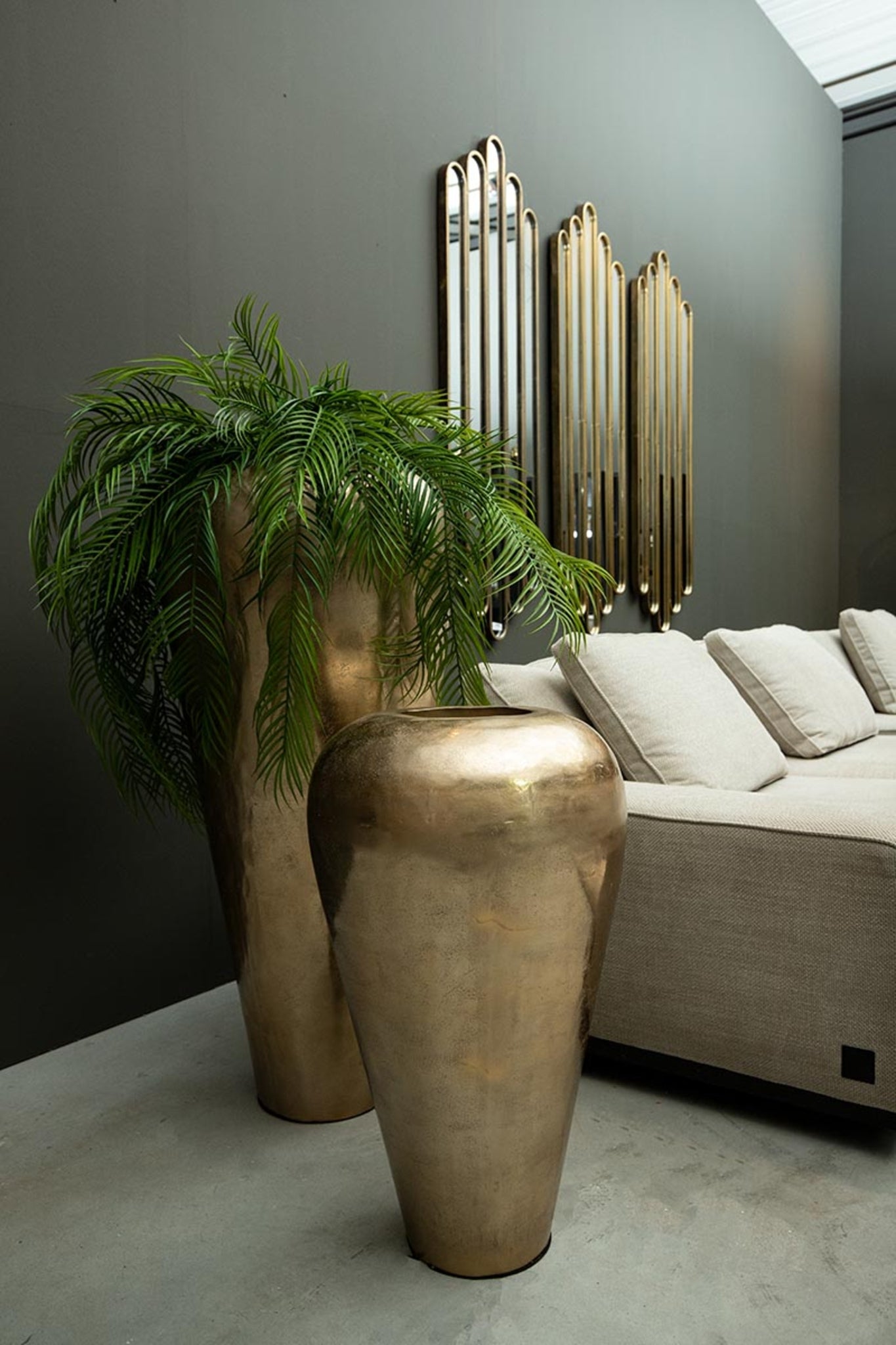 Mumbay Champagne Aluminum Pot Round S