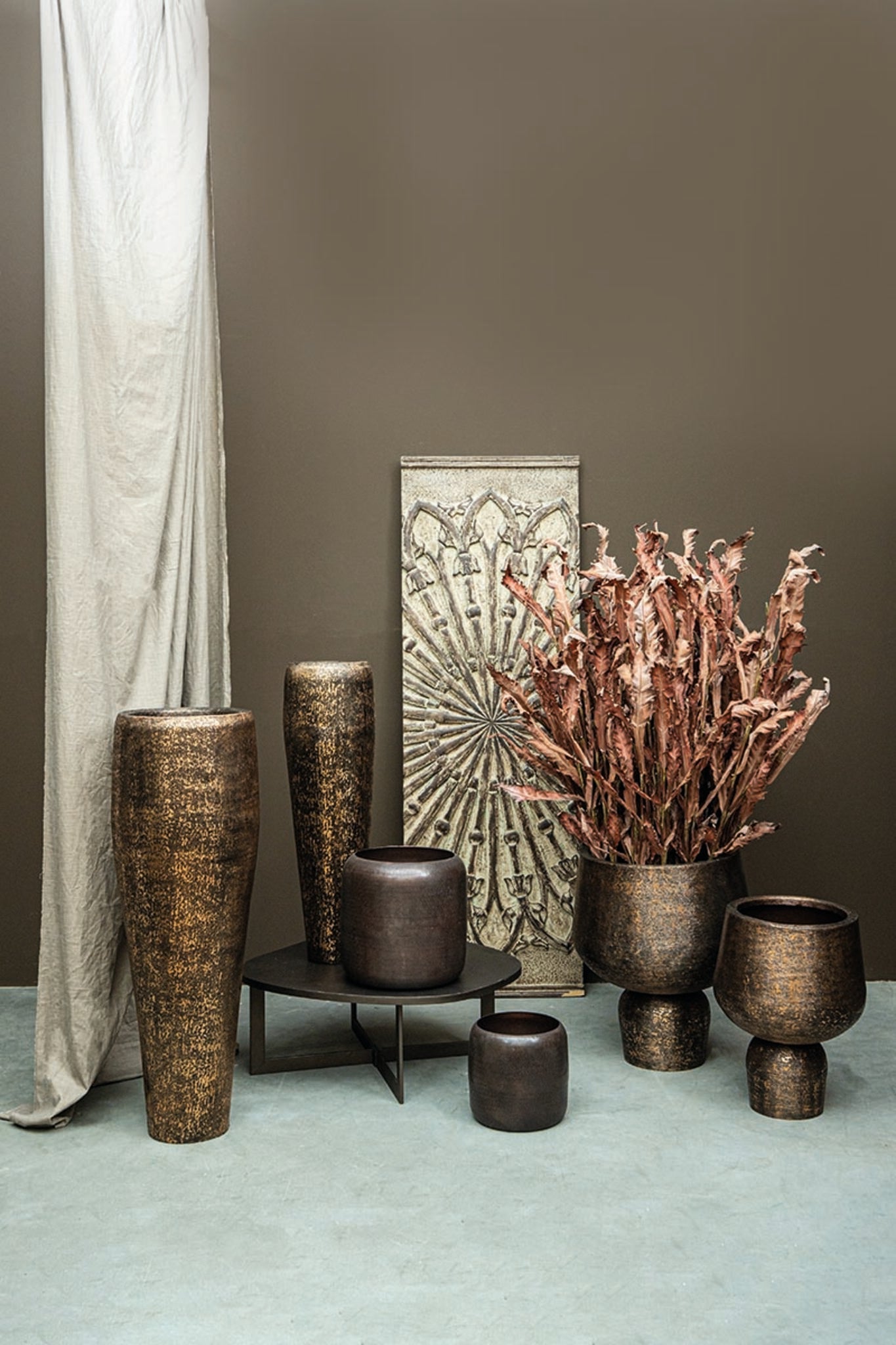 Wayan Copper Brushed Aluminum Pot With Base SV3