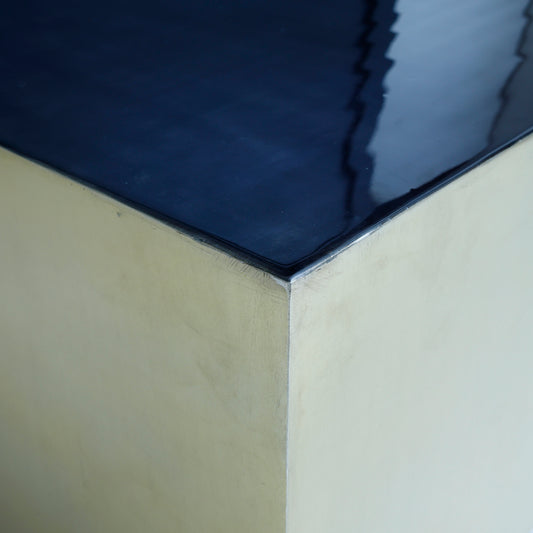 Irvy Gold Iron Coffeetable Square Black Enamel Sv2