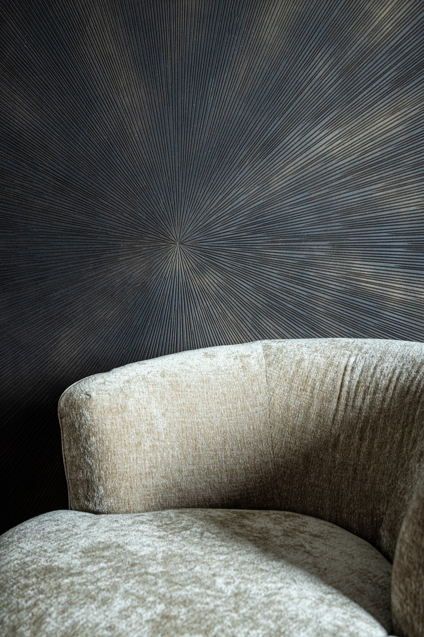 Zapp Black MDF Carved Wallpanel Gold Round