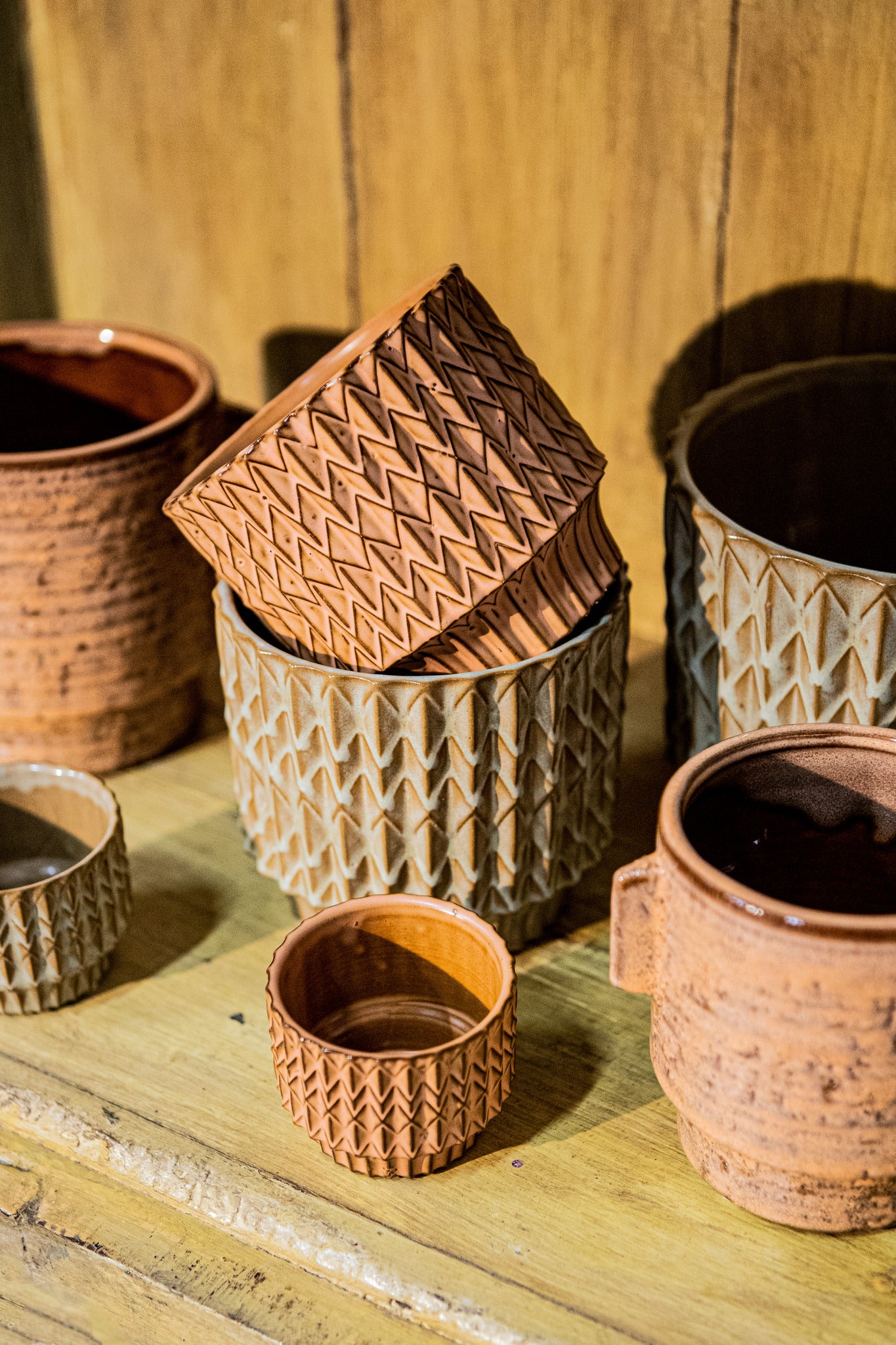 Ruub Orange Glazed Ceramic Pot Motive Round XL