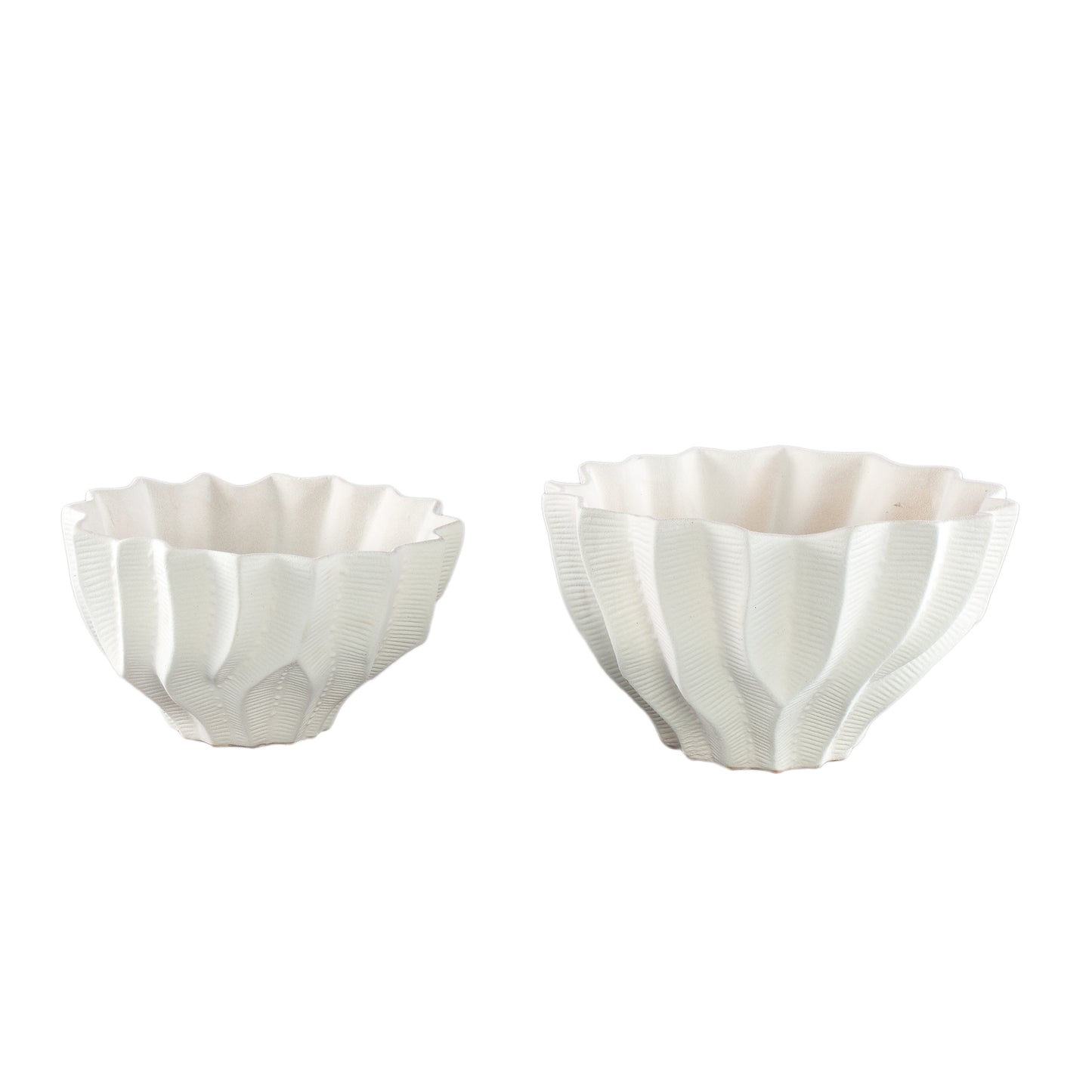 Merc White Ceramic Pot Wavy Ribbed Low L