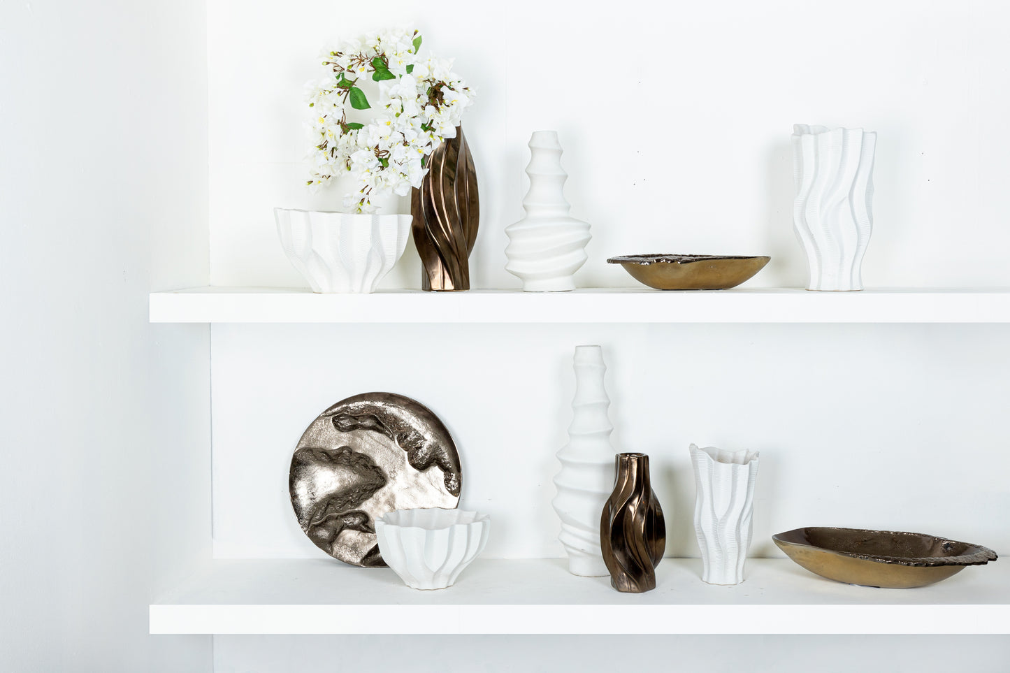 Merc White Ceramic Pot Wavy Ribbed Low S