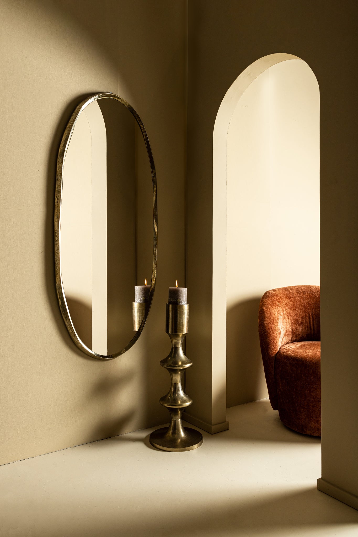 Limera Brass Alu Oval Mirror Irregular Border M