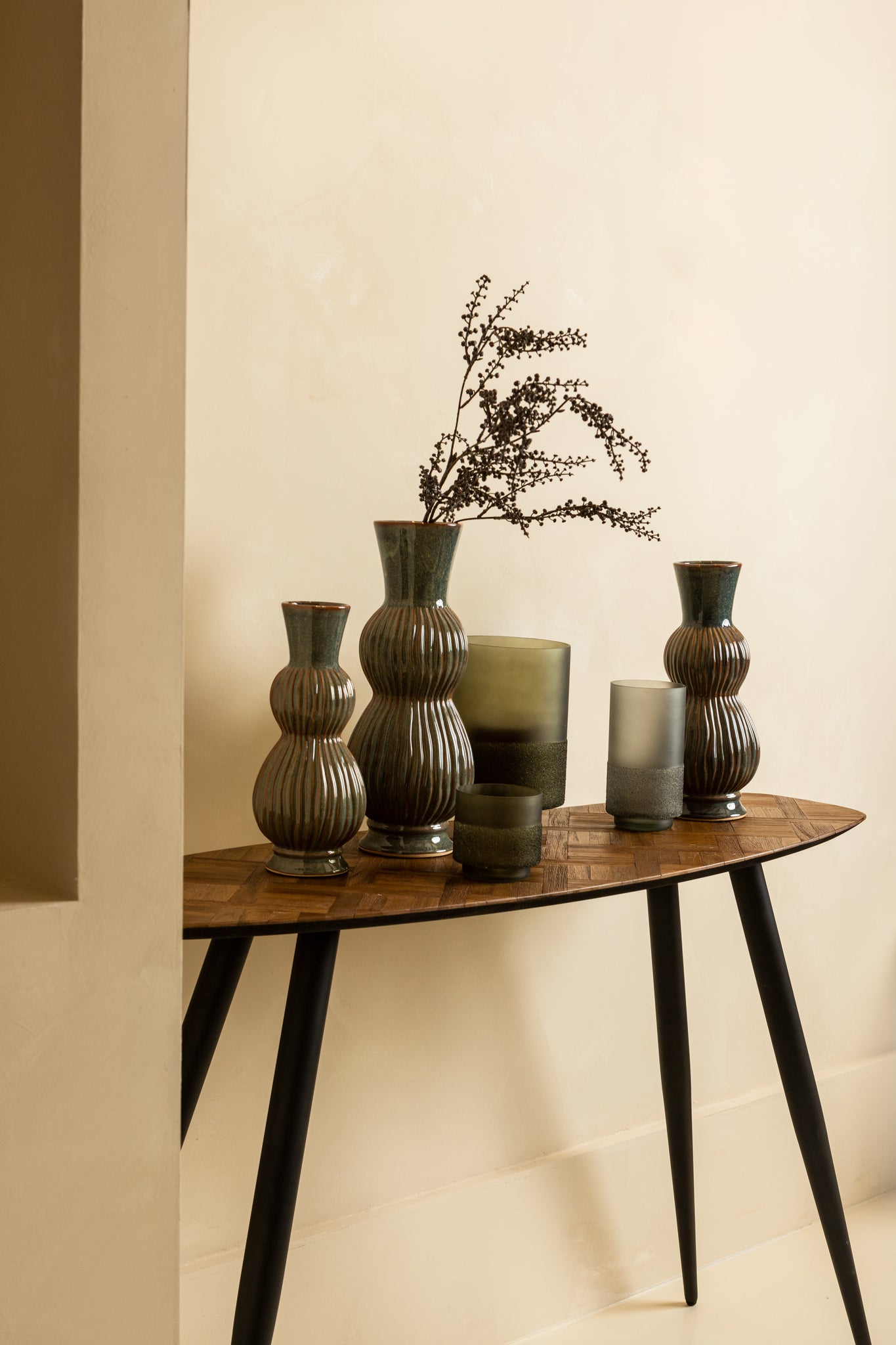 Oswald Blue Ceramic Pot High With Bulbs M