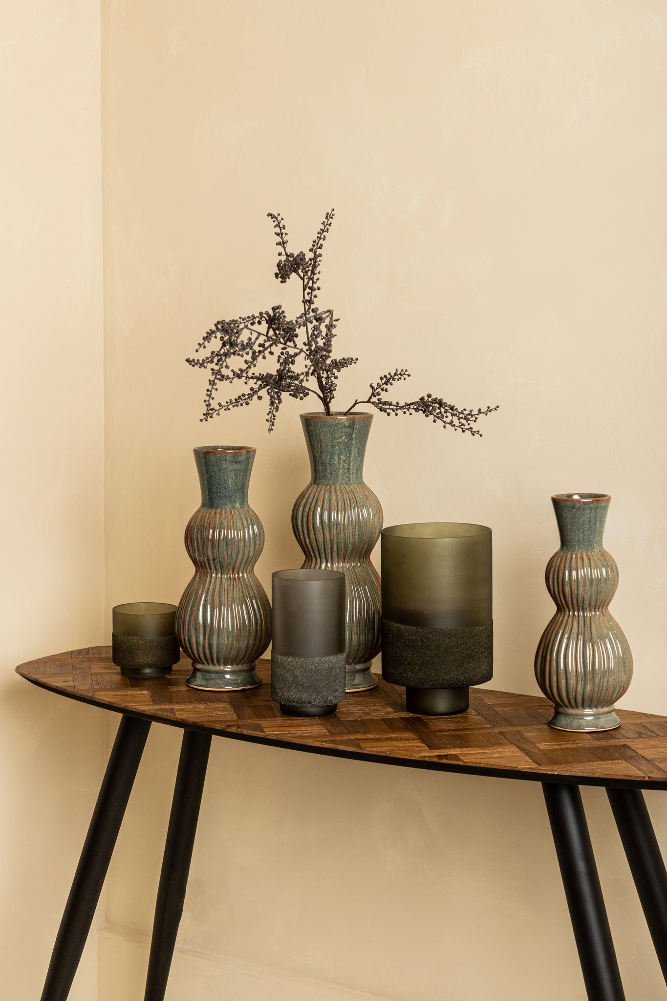 Oswald Blue Ceramic Pot High With Bulbs M