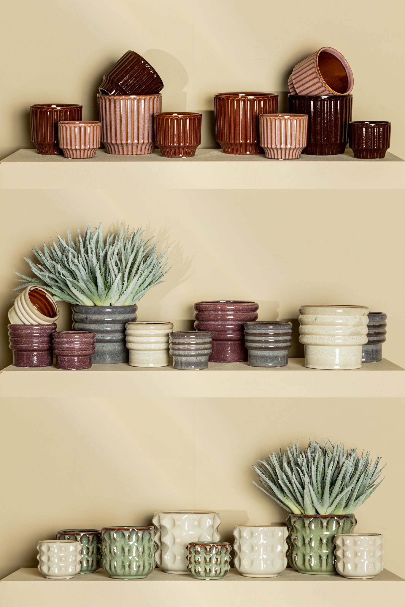 Hodor Rust Glazed Ceramic Round Pot Lines L