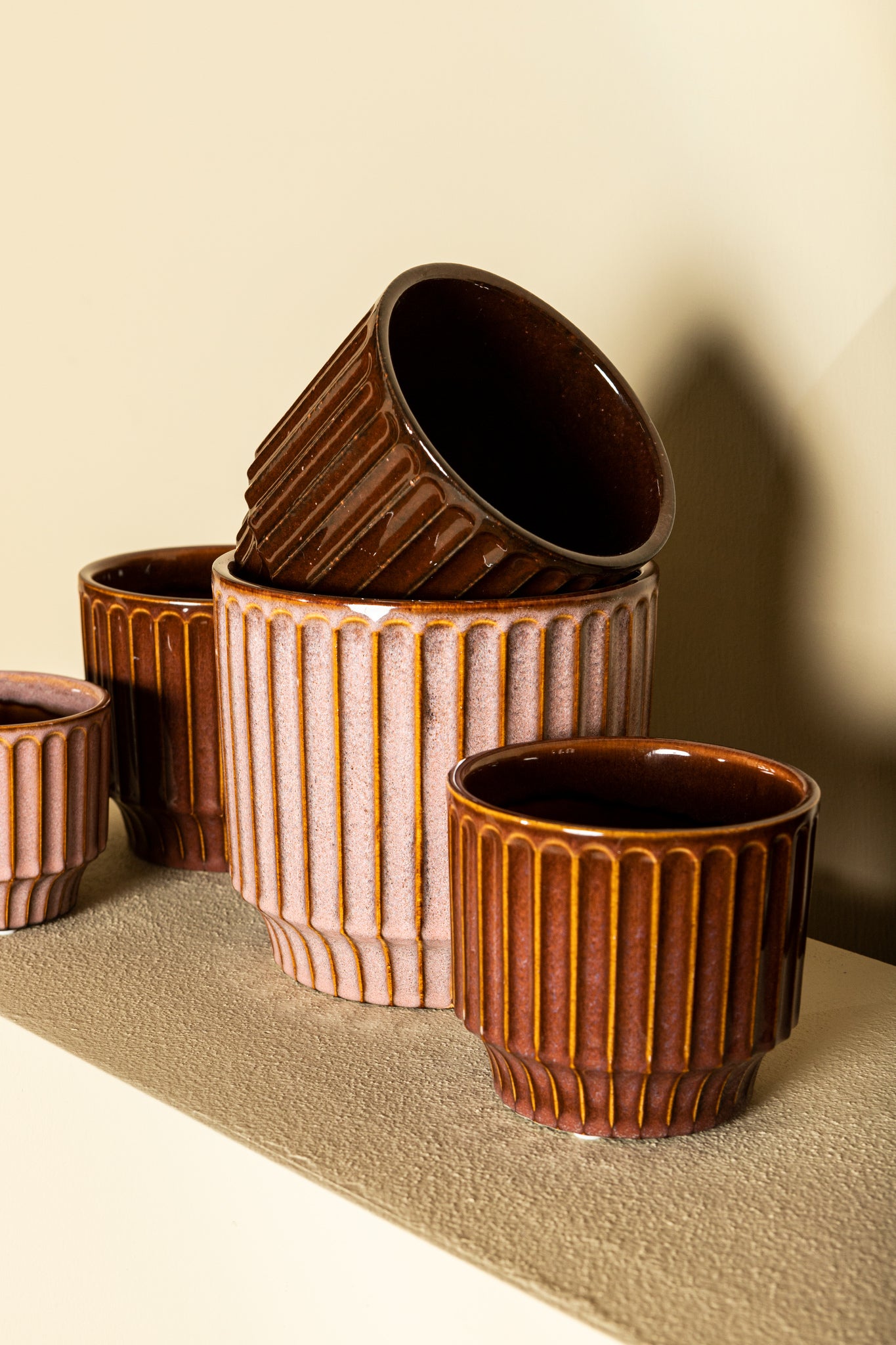 Hodor Rust Glazed Ceramic Round Pot Lines L