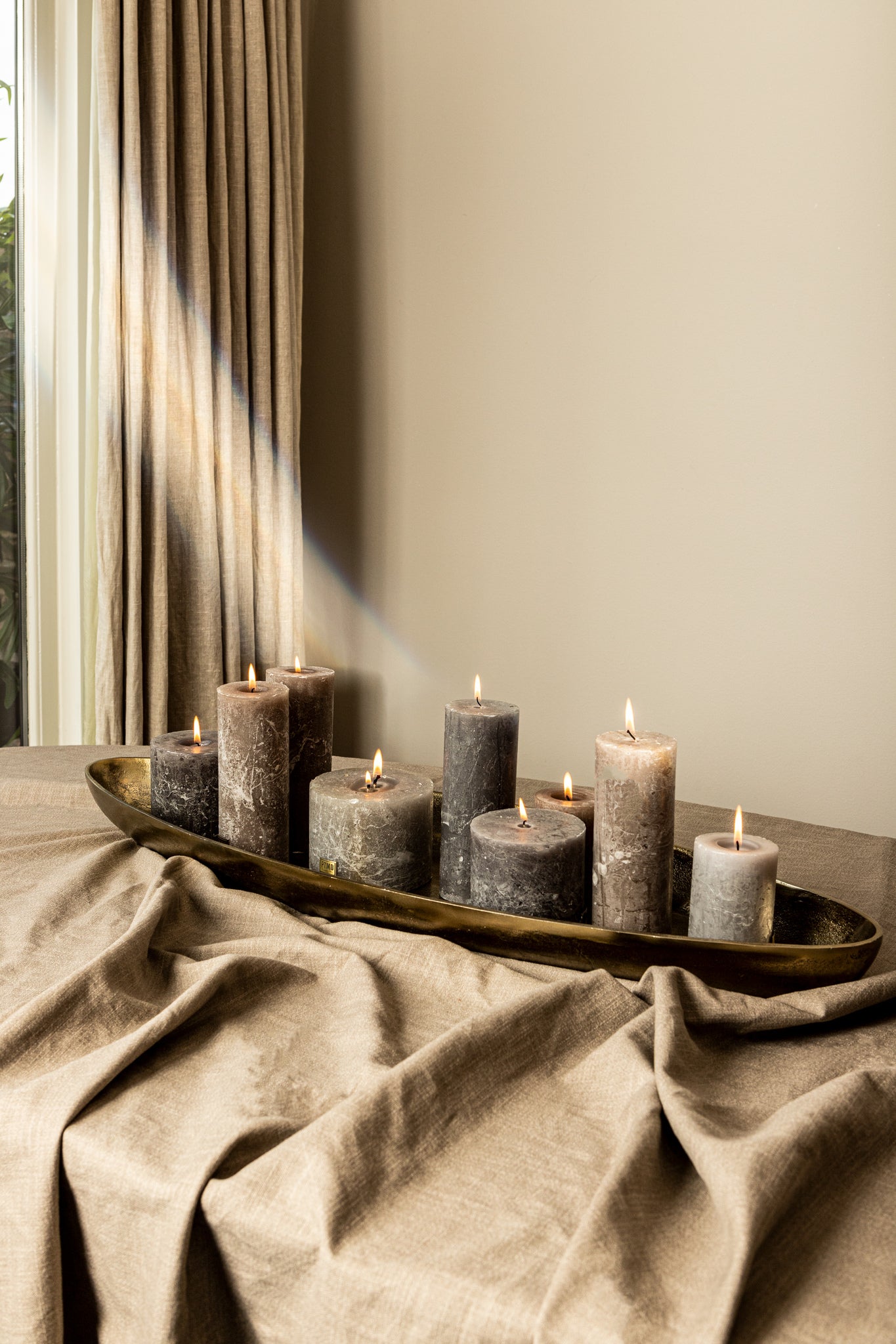 Yaren Gold Alu Oval Bowl With Border Large