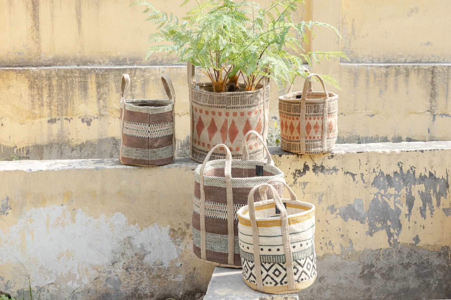 Toccara Brown Jute Round Basket Lines Pattern S