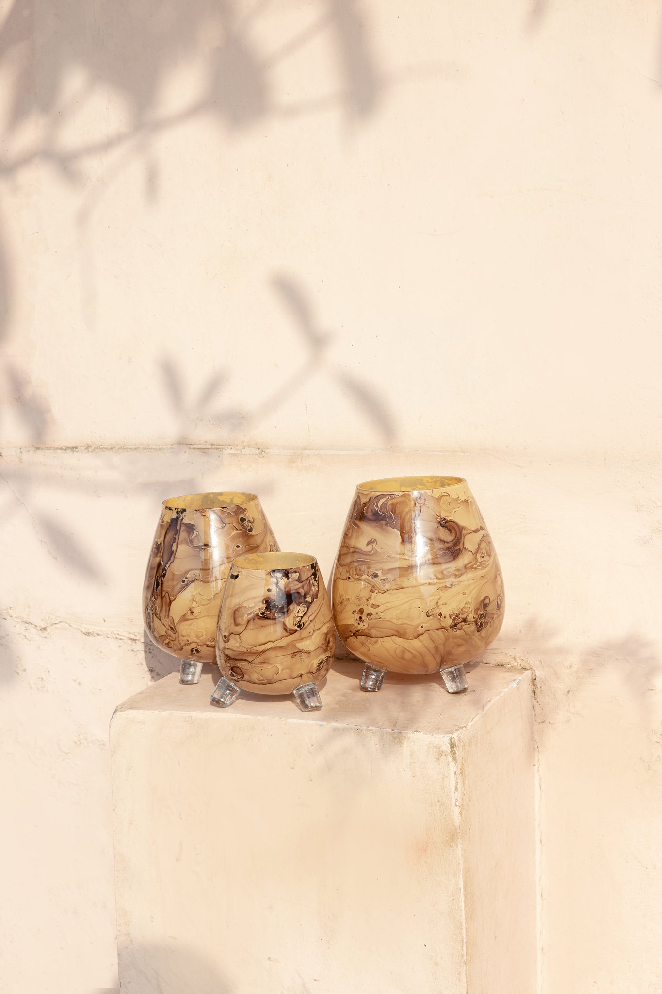 Jamillia Brown Round Glass Stormlight On Feet M