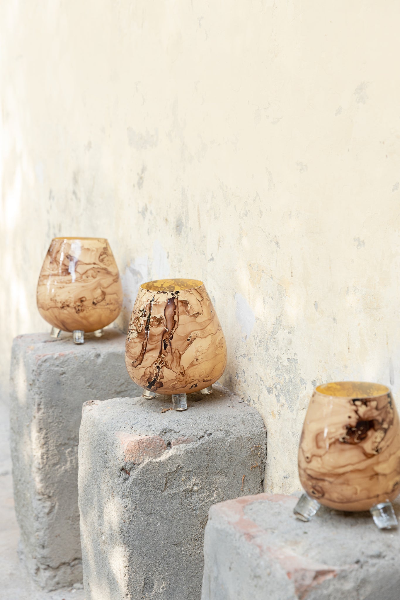 Jamillia Brown Round Glass Stormlight On Feet L