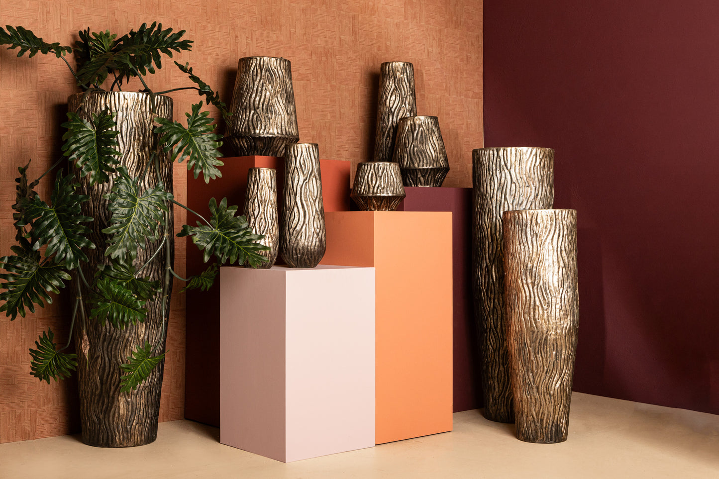 Deandra Silver Alu Sheet Pot Wavy Patt Rnd High L