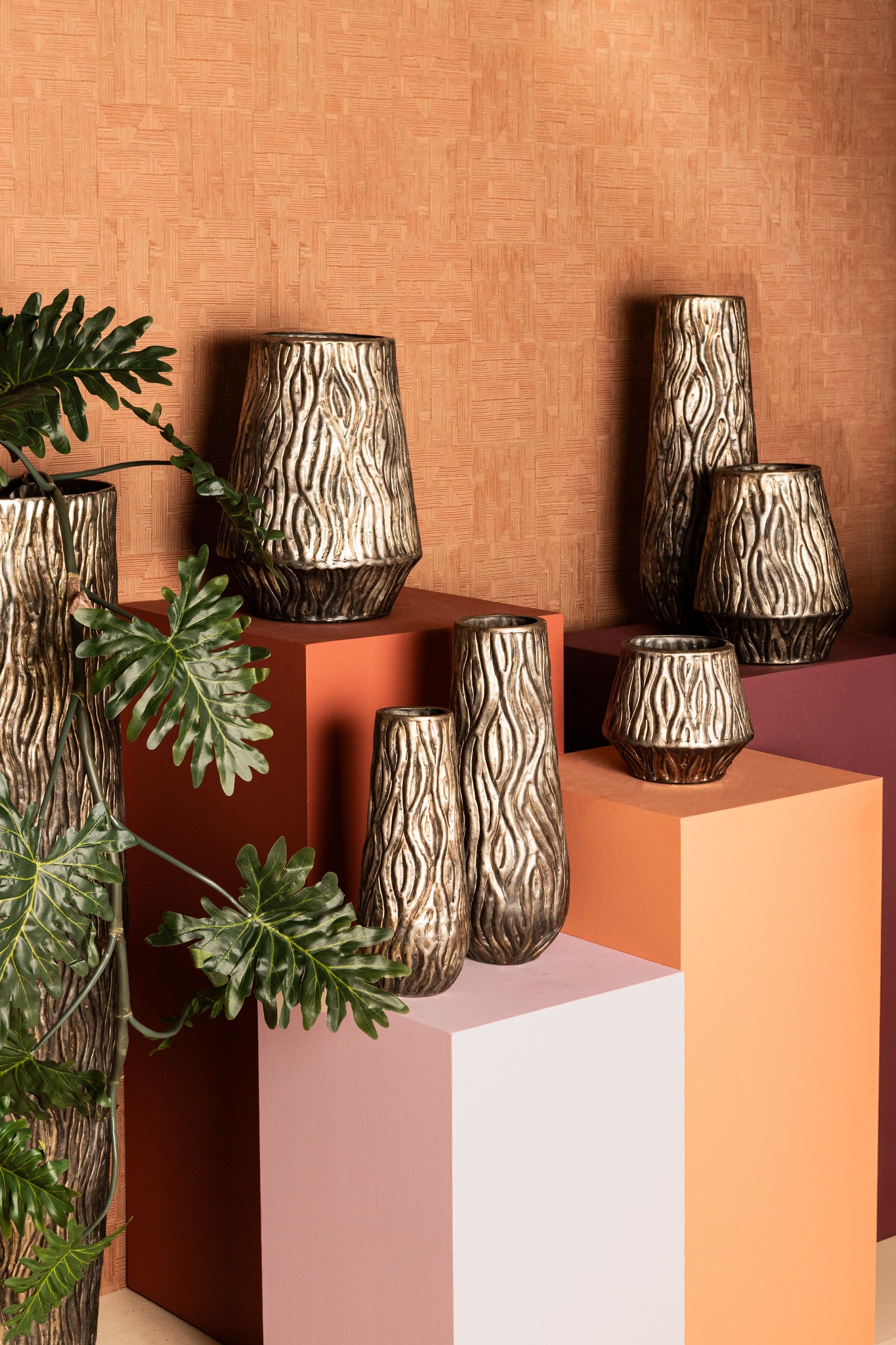 Deandra Silver Alu Sheet Pot Wavy Patt Rnd High L