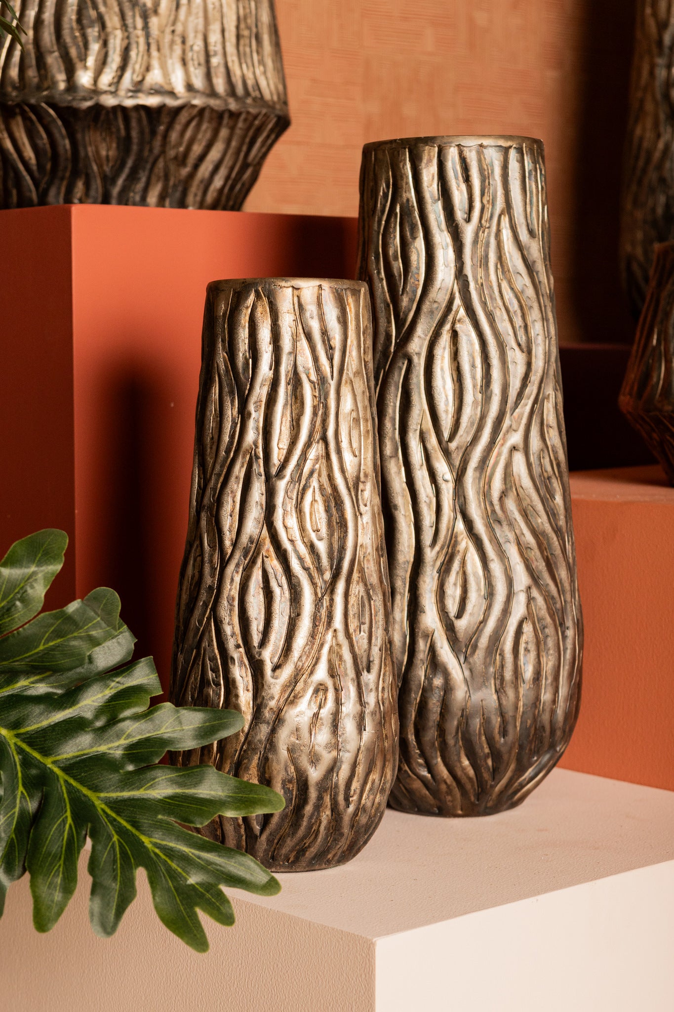 Deandra Silver Alu Sheet Pot Wavy Patt Rnd High L