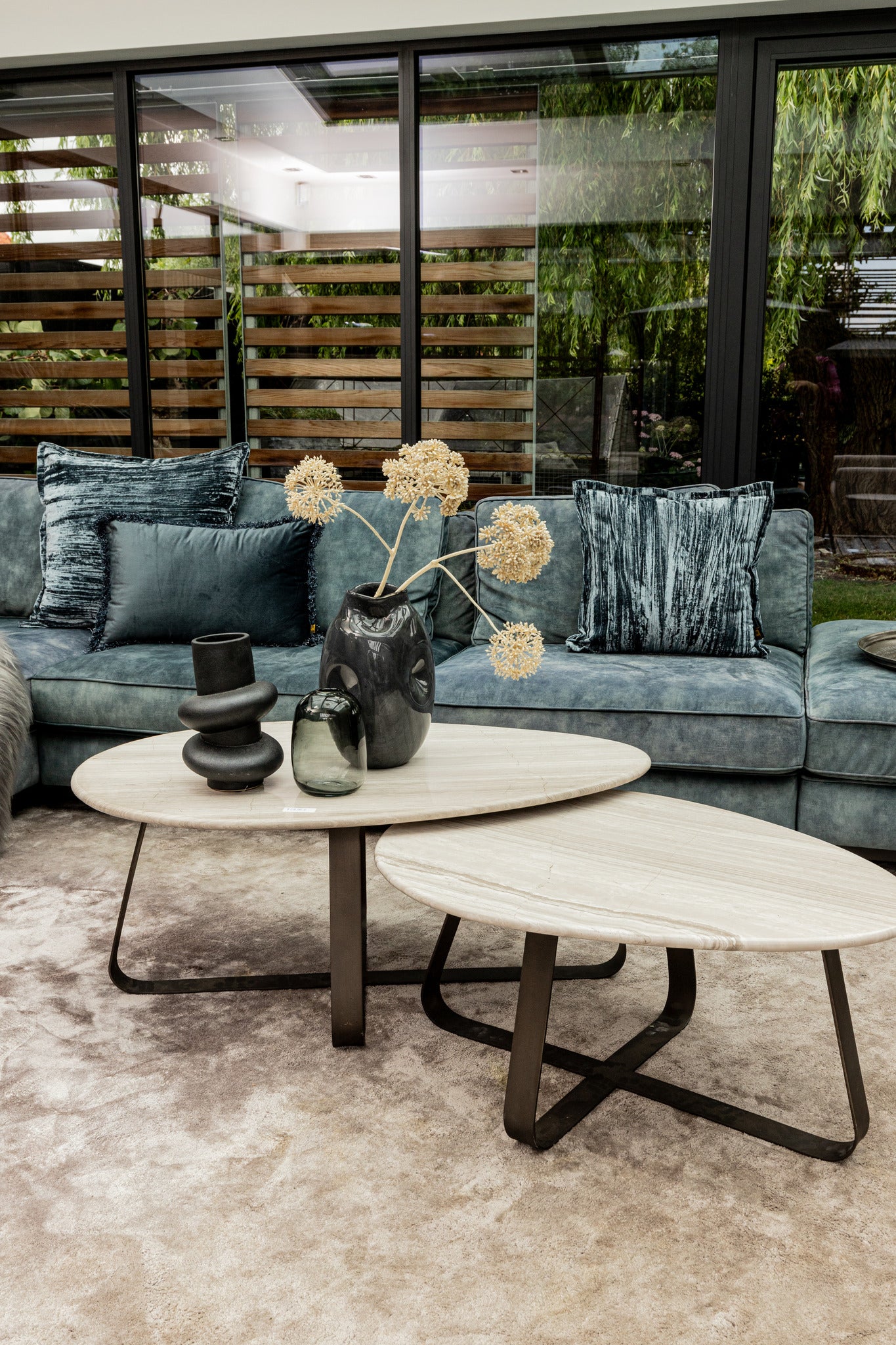 Muka Coffeetable High Dark Grey Base White Marble