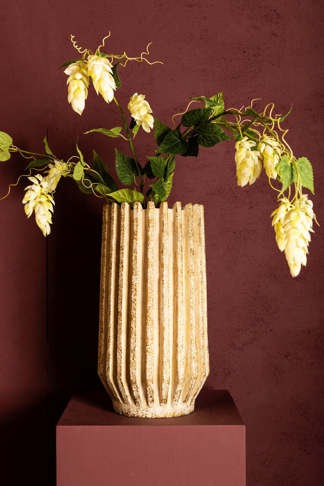 Zariya Cream Cement Round Pot Ribbed Lines High L