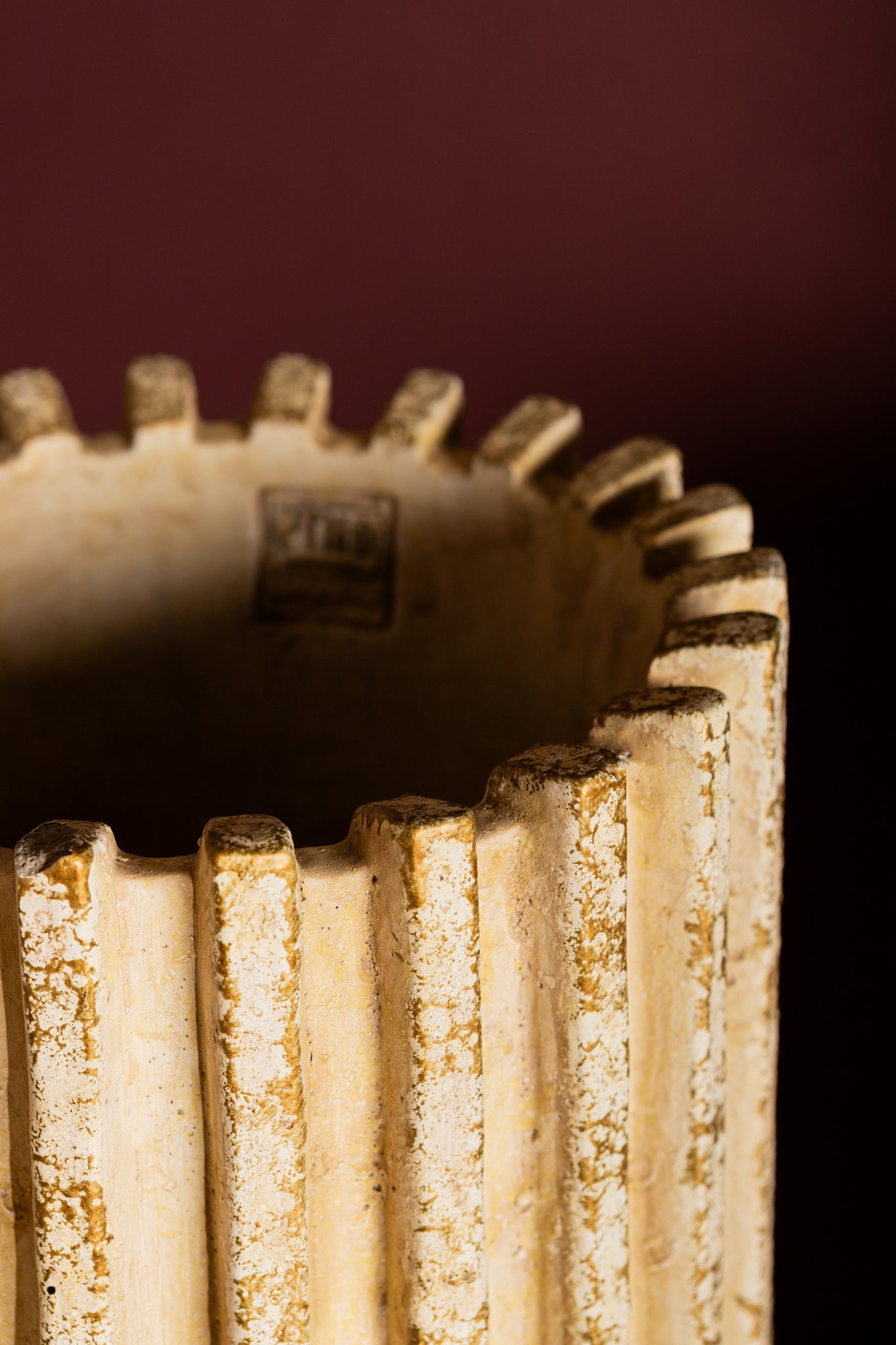 Zariya Cream Cement Round Pot Ribbed Lines High L