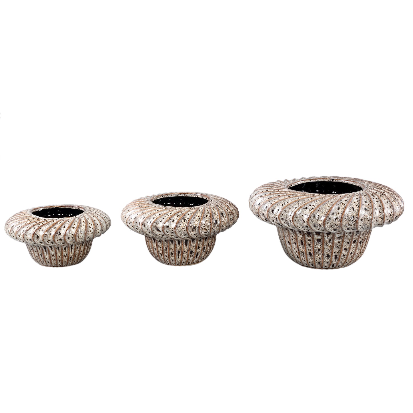 Sindi Brown Ceramic Pot Round Shaped Lines Low M