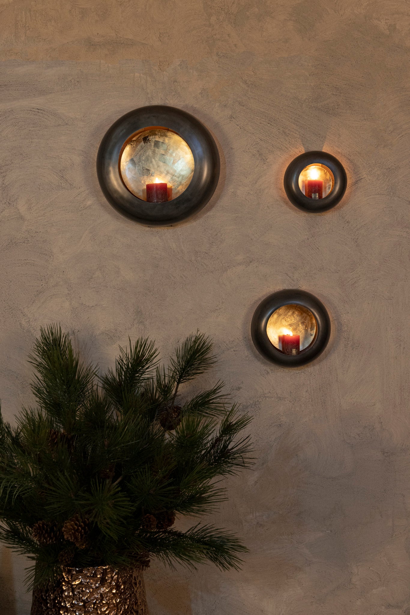 Prestyn Grey Iron Round Wall Stormlight L