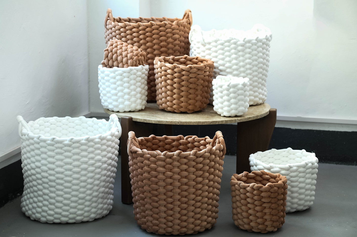 Olliver Brown Velvet Rope Basket With Handles SV2