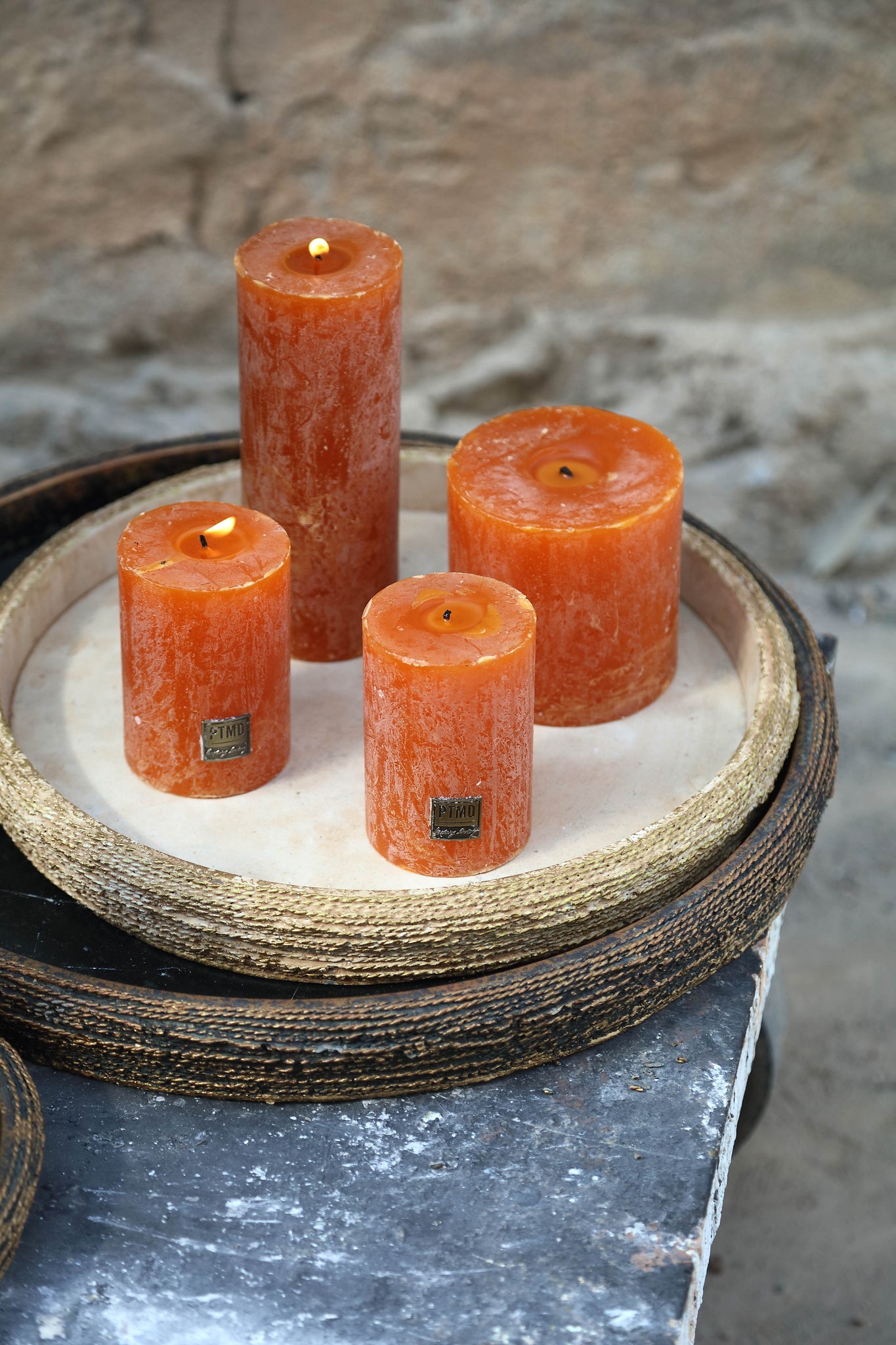 Ricci Black Cement Plate Ribbed Round L