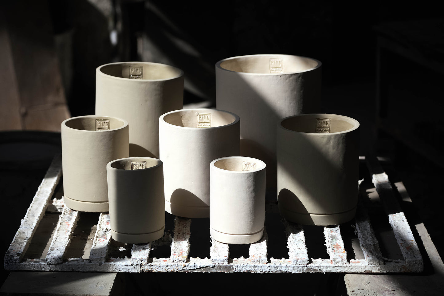 Vik Taupe Cement Cylinder Pot Round Matt XL