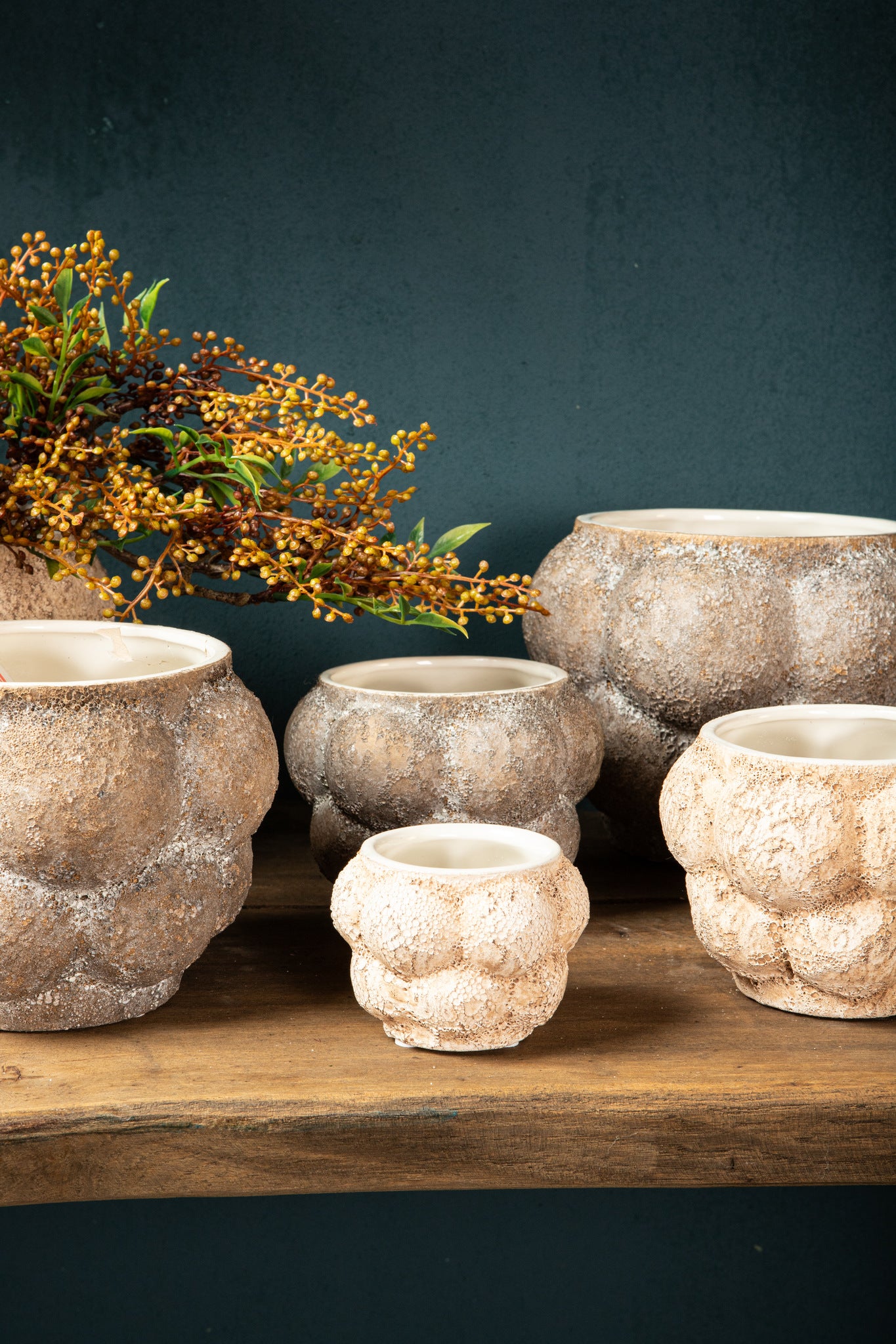 Fareeda Cream Ceramic Pot Circles Shape L