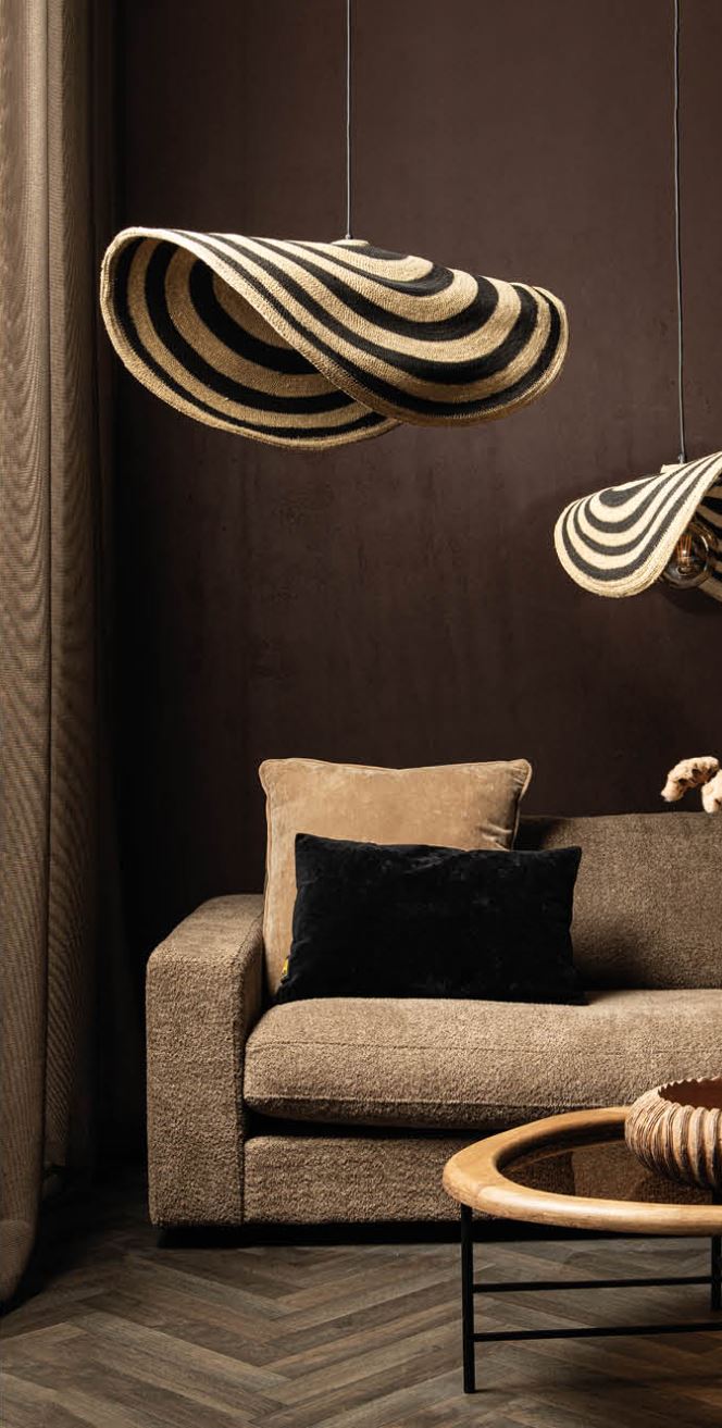 Loulou Natural Seagrass Wavy Hanging Lamp S