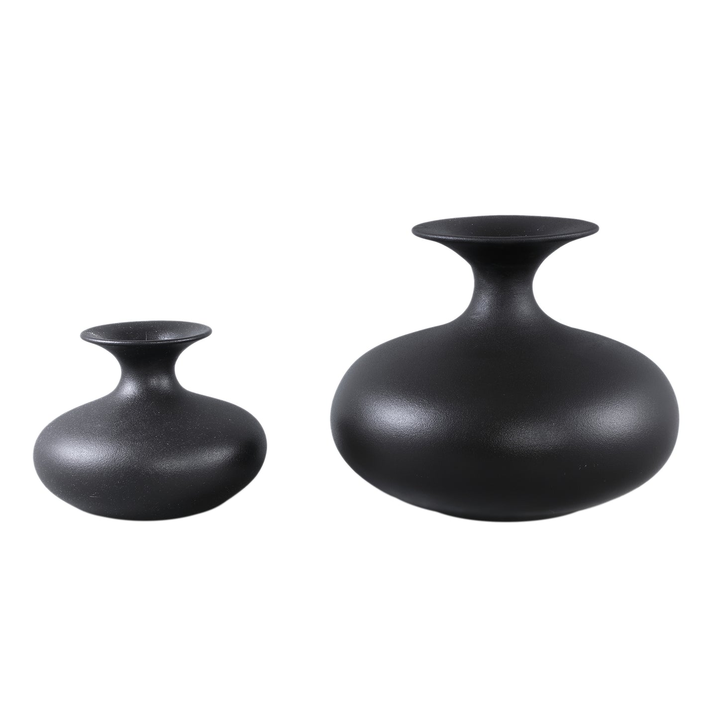 Lyndsay Black Round Shaped Ceramic Pot Bulb Low