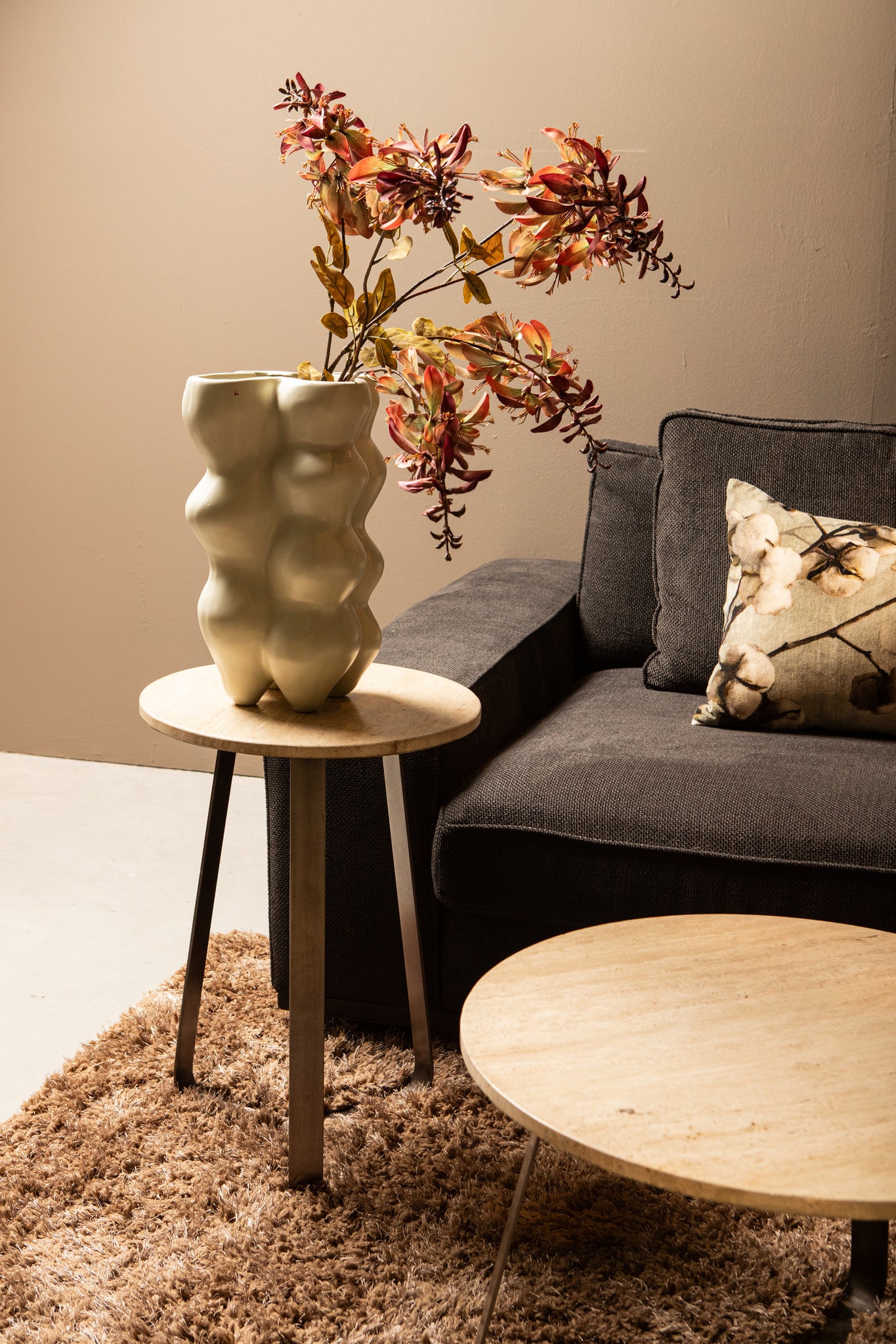 Baille Cream Bulbs Shaped Ceramic Pot Low