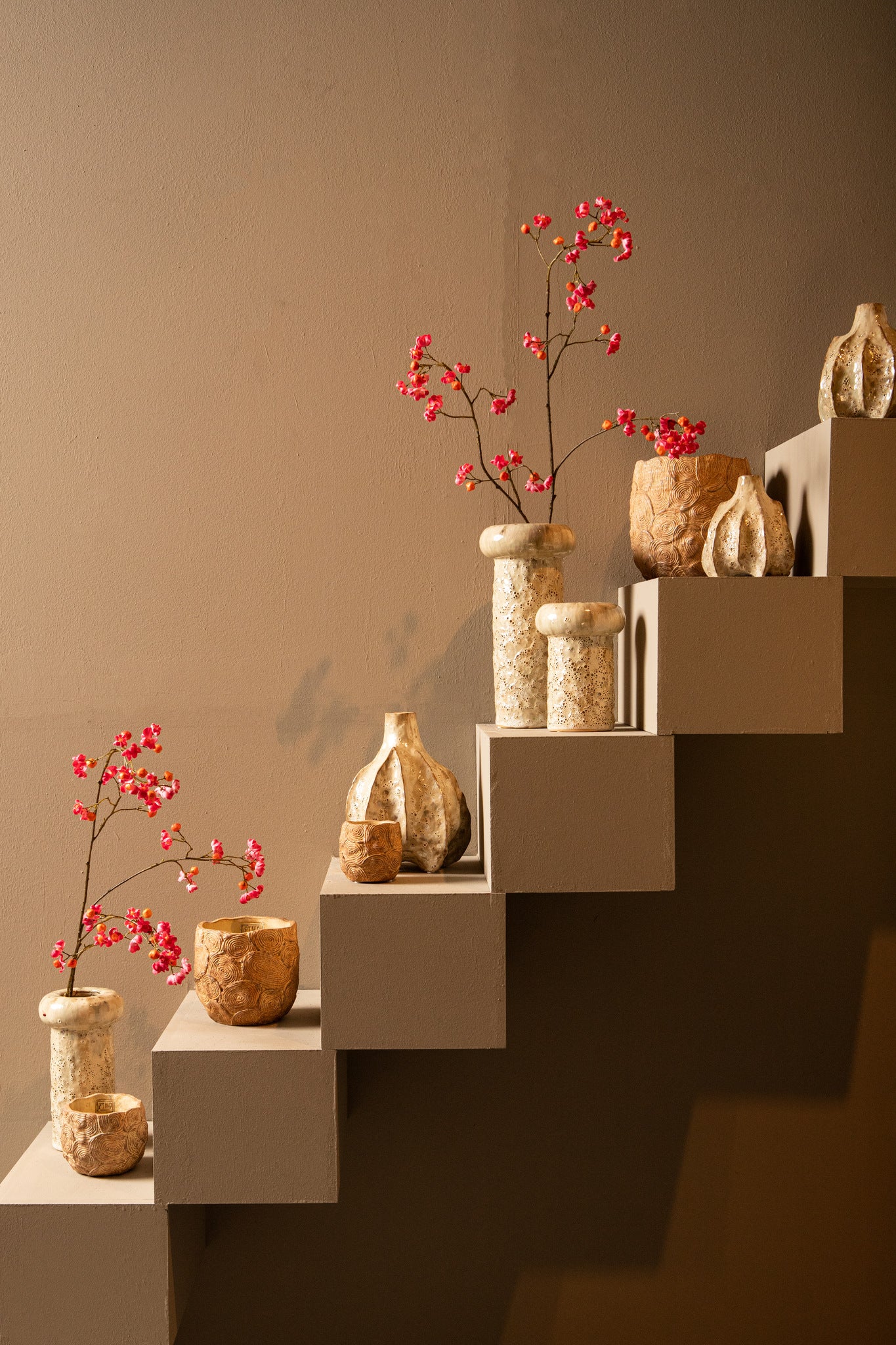 Wang Cream Round Ceramic Pot Glazed Thick Border L