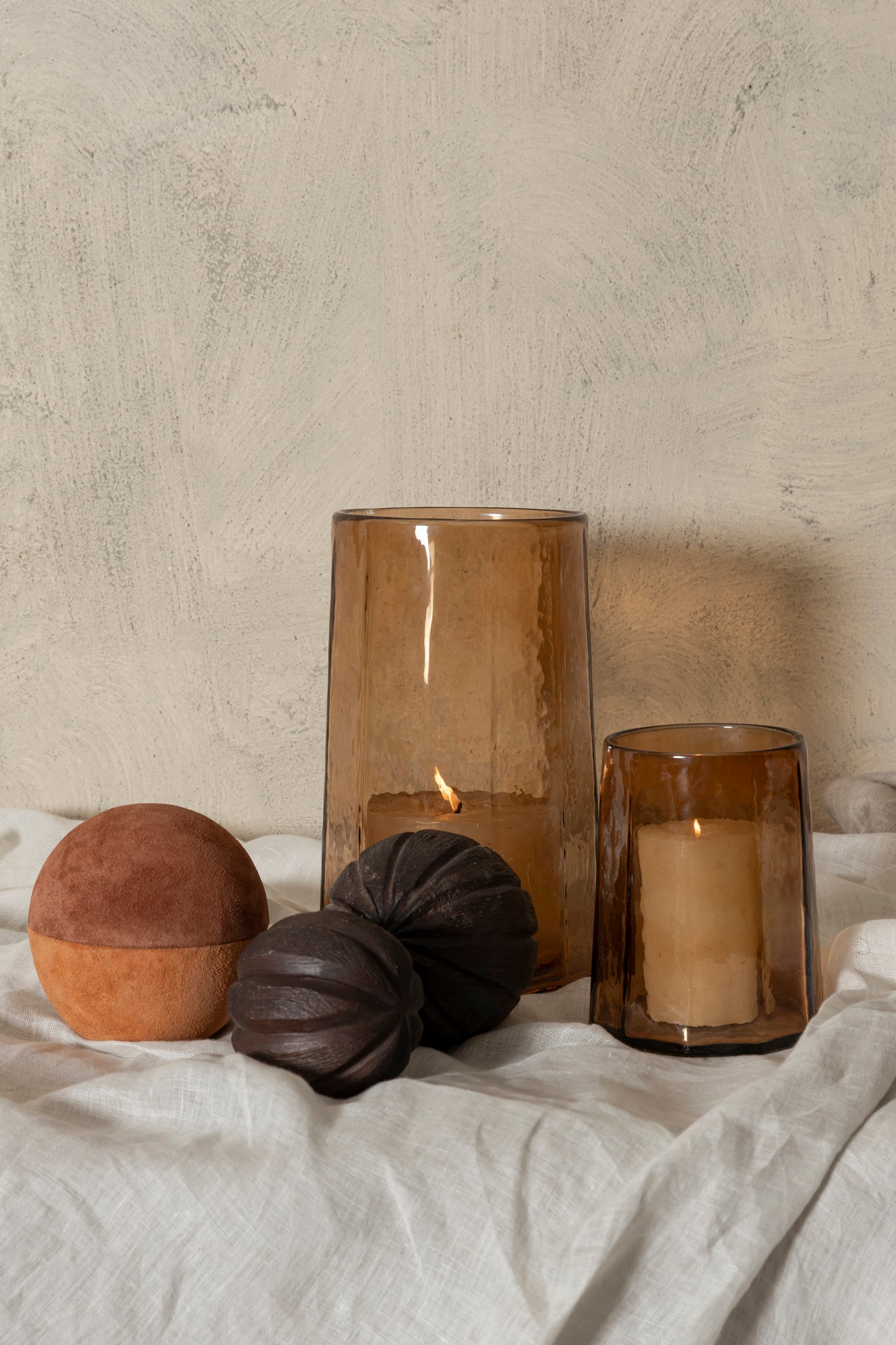 Pernella Amber Ribbed Glass Stormlight M