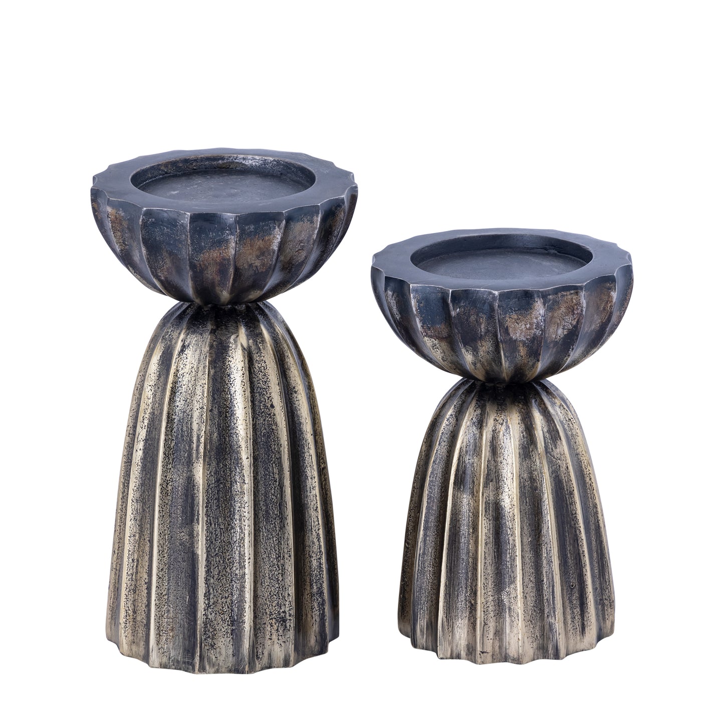 Nasir Ant Brass Casted Alu Ribbed Candle Holder S